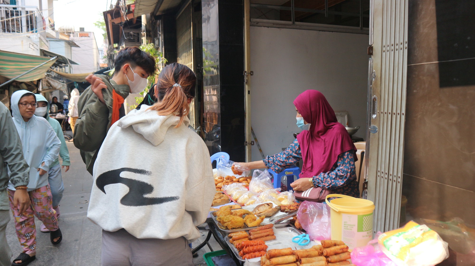 Khám phá khu chợ ẩm thực Hồi giáo độc đáo tại TP . HCM trong tháng Ramadan - Ảnh 7.