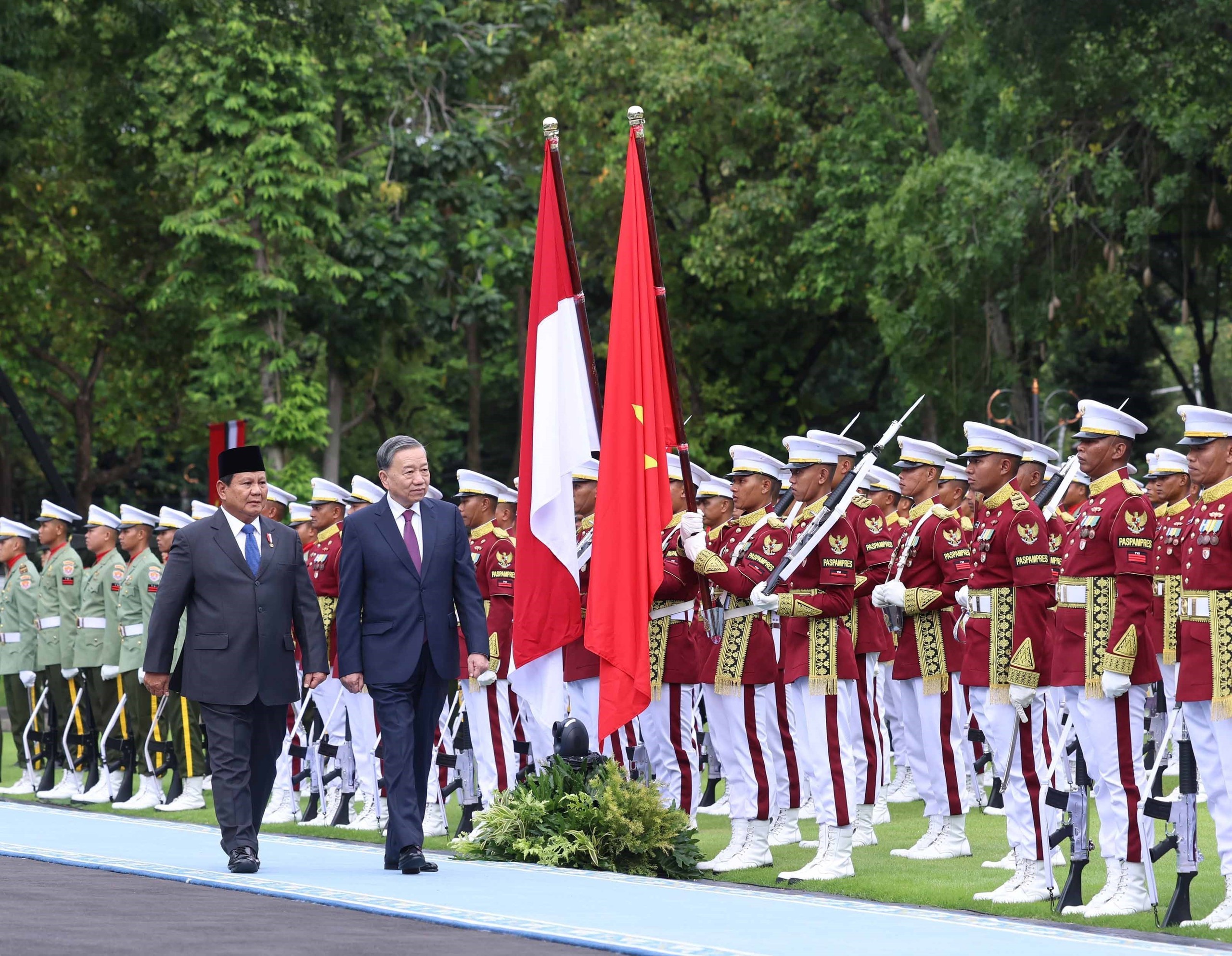 Indonesia bắn 21 phát đại bác trong lễ đón chính thức Tổng Bí thư Tô Lâm- Ảnh 2.
