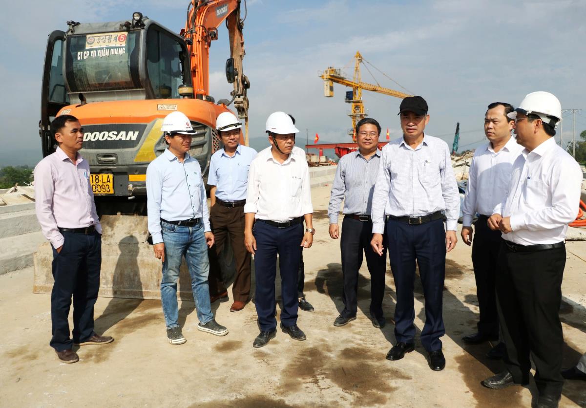 Cầu Quảng Đà, công trình biểu tượng kết nối Quảng Nam - ĐàNẵng, thông xe trước 29.3- Ảnh 2. Cầu Quảng Đà, công trình biểu tượng kết nối Quảng Nam - ĐàNẵng, thông xe trước 29.3- Ảnh 2.