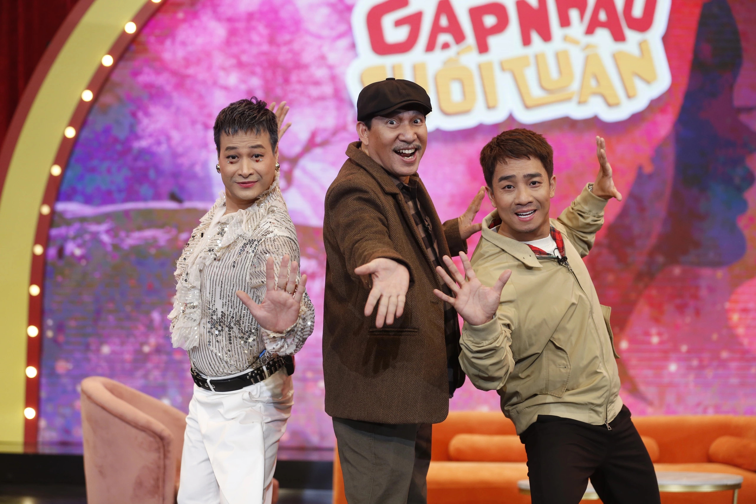 - Foto 2.  - Ảnh 2.