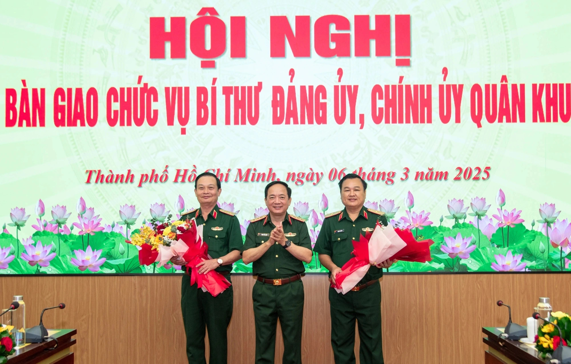 Thiếu tướng Trần Vinh Ngọc giữ chức Chính ủy Quân khu 7 - Ảnh 2.