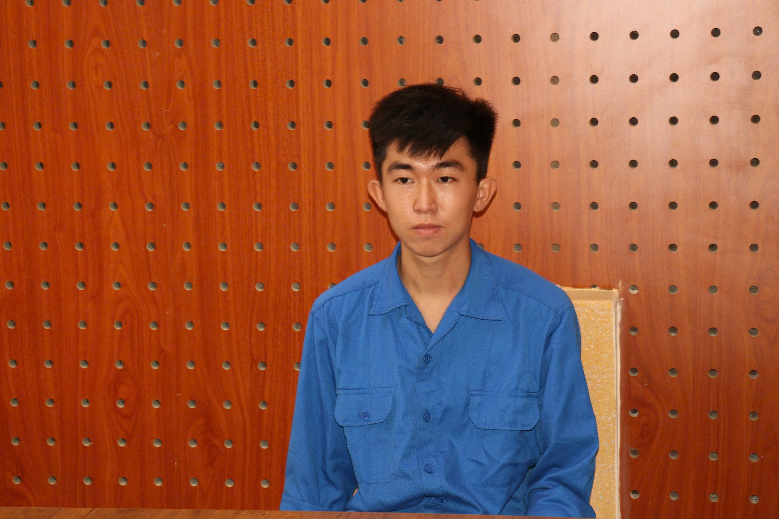 Mâu thuẫn trong lúc điều khiển xe máy, dùng dao, rựa chém 1 người nguy kịch - Ảnh 3.