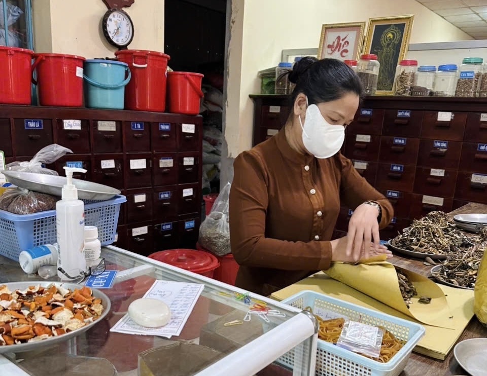 Chuyện tử tế ở TP.HCM: Người phụ nữ hạnh phúc cứu người ở Hưng Quảng Tự- Ảnh 1. Chuyện tử tế ở TP.HCM: Người phụ nữ hạnh phúc cứu người ở Hưng Quảng Tự- Ảnh 1.