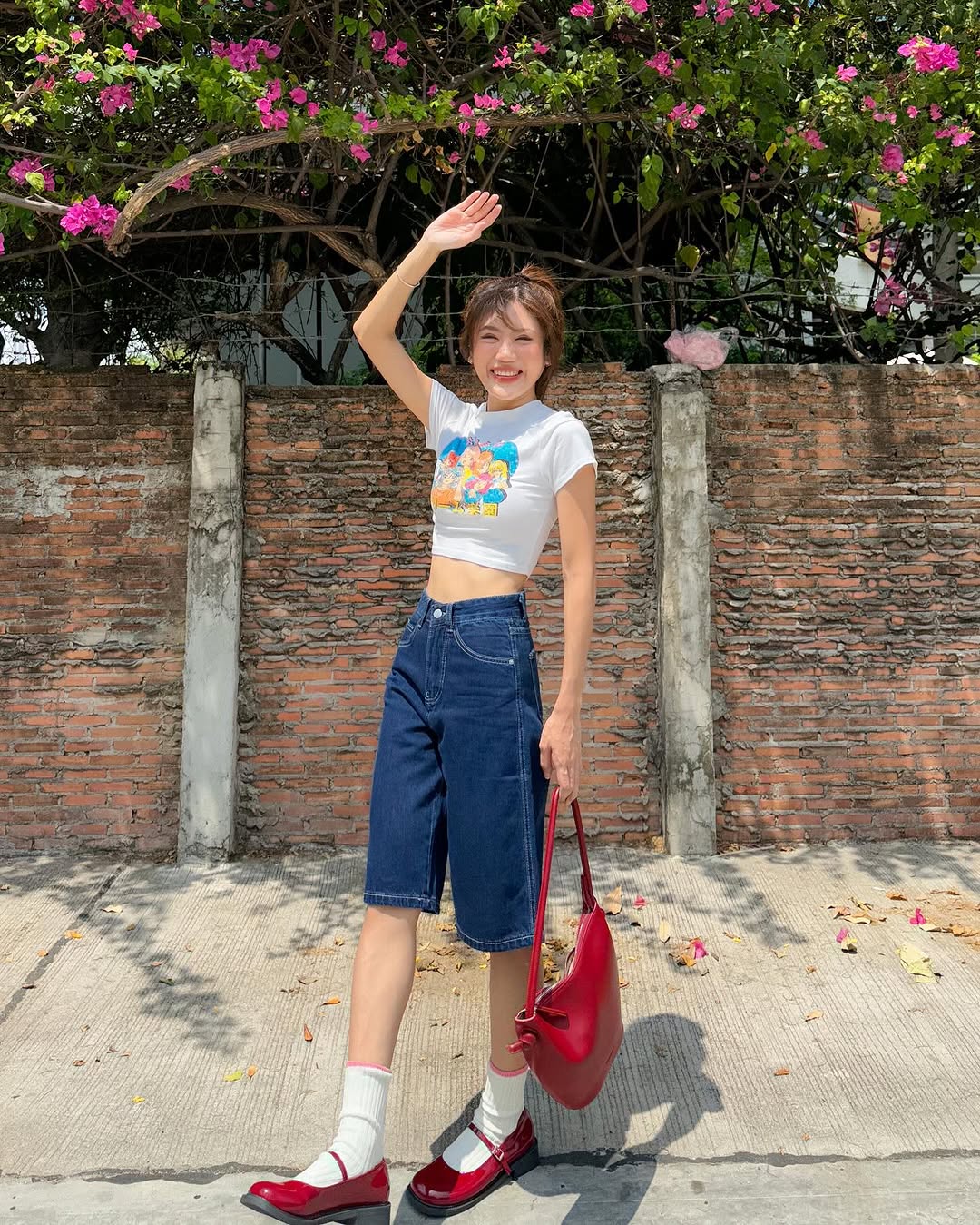 4 perfect outfit formulas for your 'lazy' days - Photo 5. 4 công thức phối đồ hoàn hảo cho những ngày ‘lười’ của nàng- Ảnh 5.