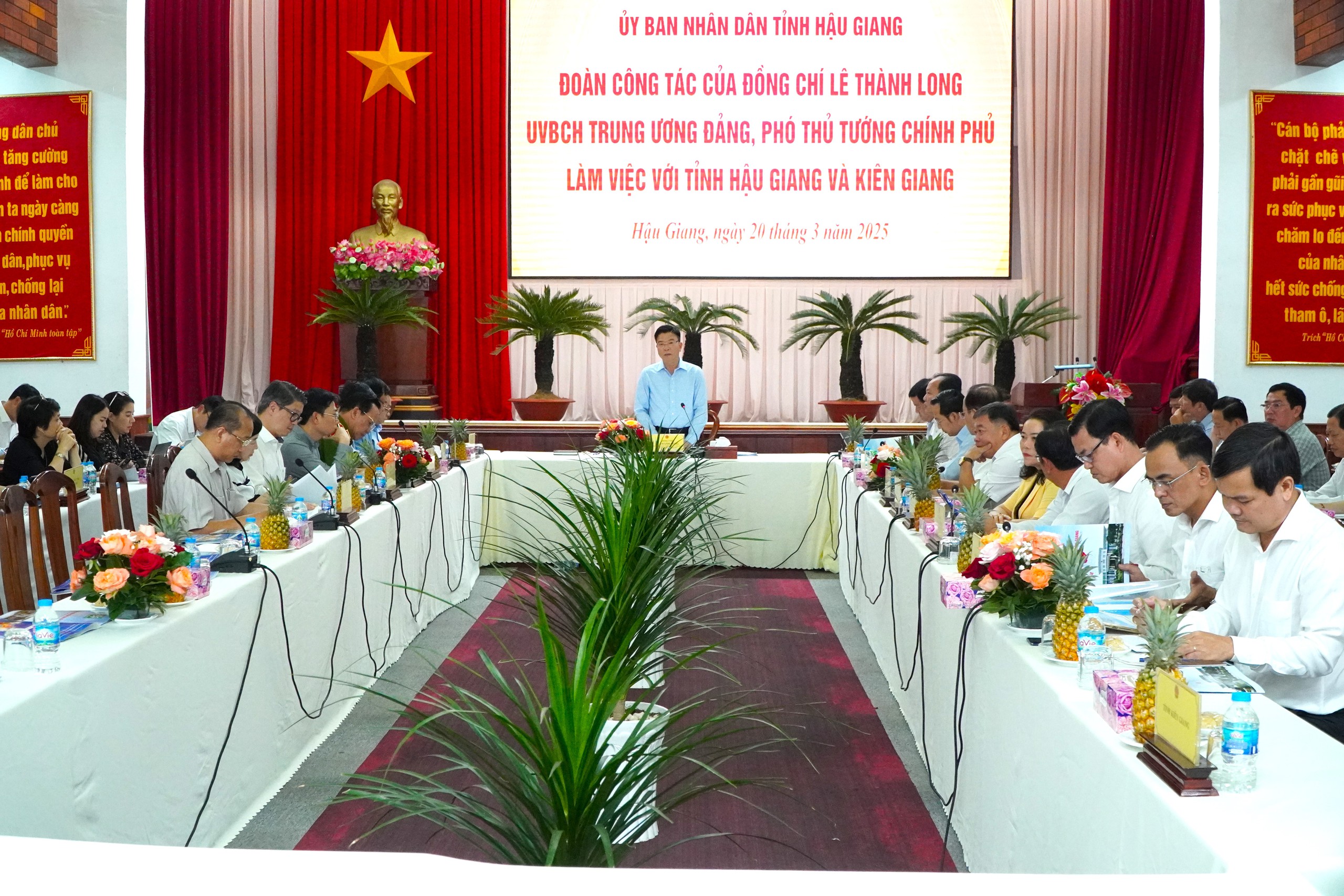 Hậu Giang, Kiên Giang phải quyết liệt xử lý các dự án chậm tiến độ- Ảnh 1. Hậu Giang, Kiên Giang phải quyết liệt xử lý các dự án chậm tiến độ- Ảnh 1.
