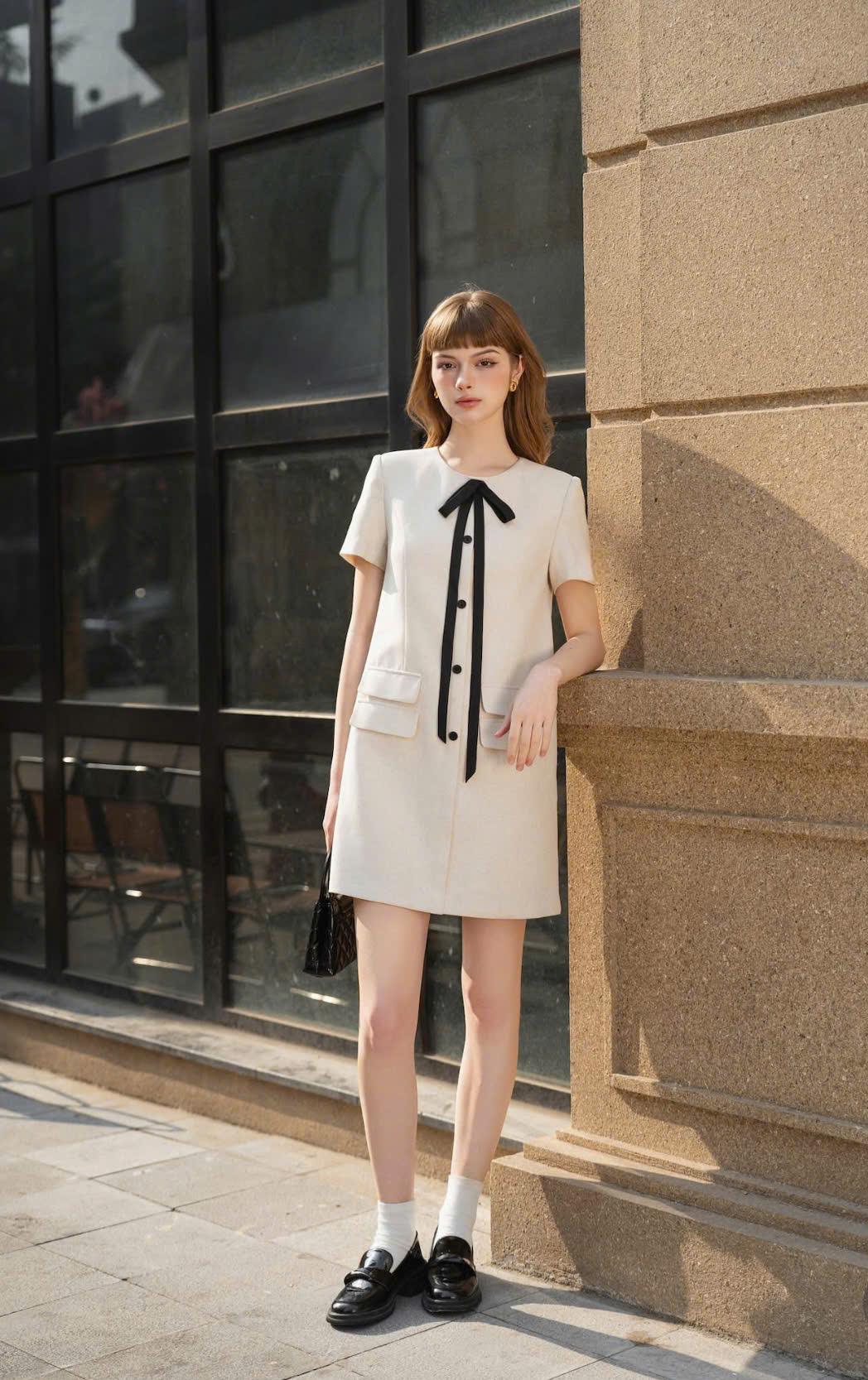 Hemligheten bakom matchande outfits för urbana skolflickor, både eleganta och snygga - Bild 4. Bí quyết phối đồ chuẩn gu nữ sinh thành thị, vừa sang vừa xinh- Ảnh 4.