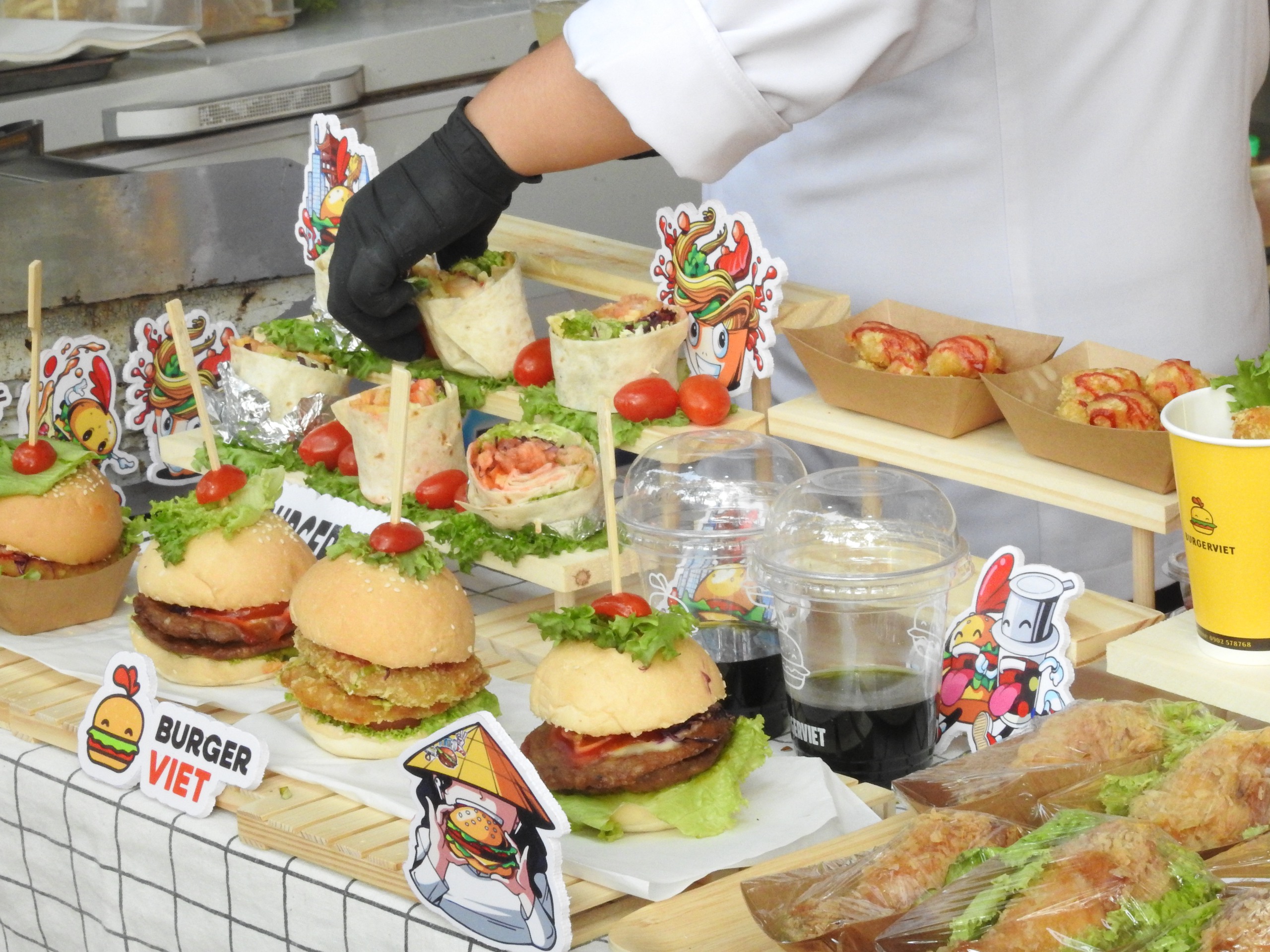 Choáng ngợp trước độ hoành tráng của bánh mì - Ảnh 2.