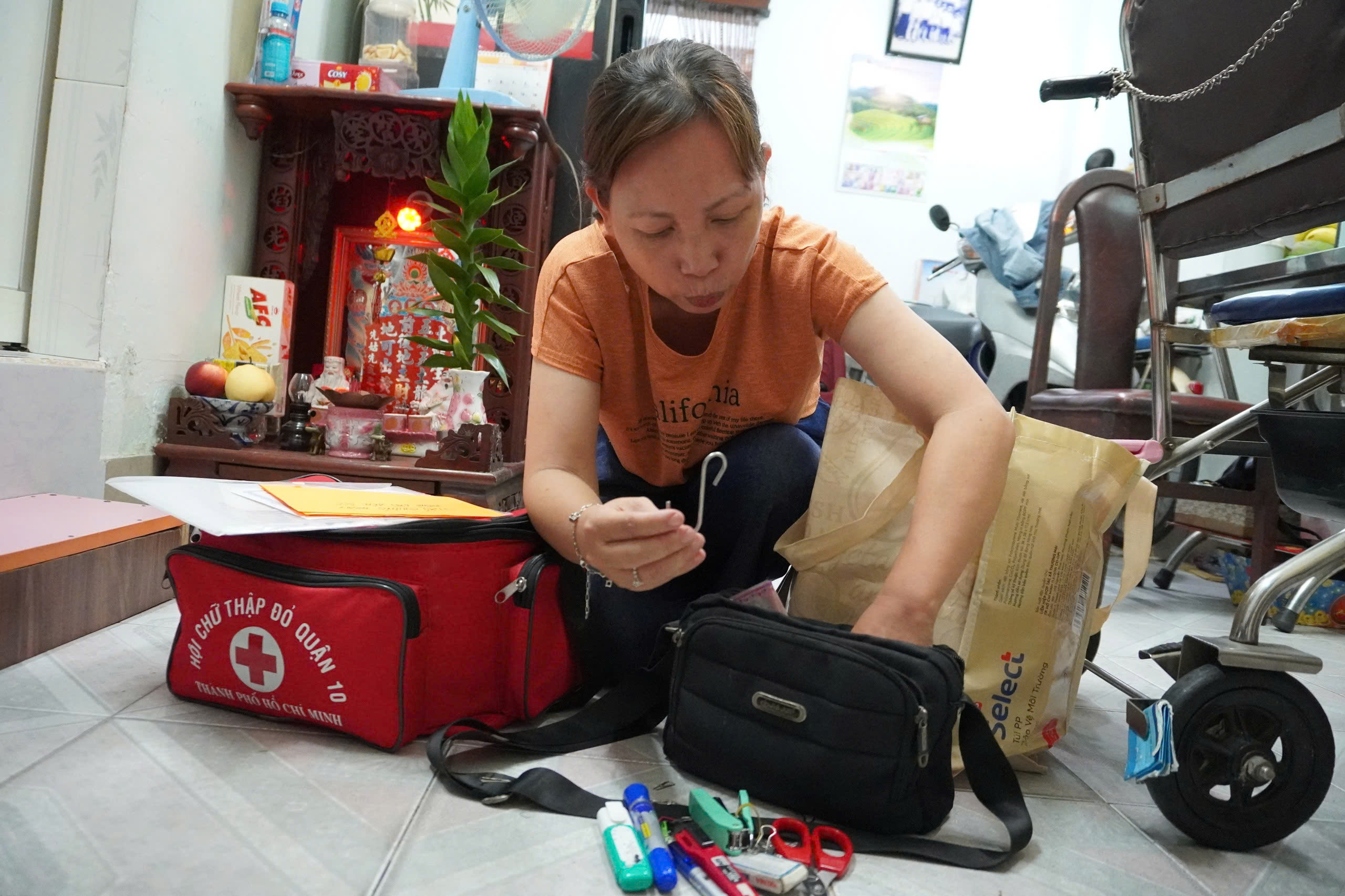 TP.HCM nghĩa tình: 2 mẹ con ung thư 'cùng về đây xây đắp yêu thương'- Ảnh 5. TP.HCM nghĩa tình: 2 mẹ con ung thư 'cùng về đây xây đắp yêu thương'- Ảnh 5.