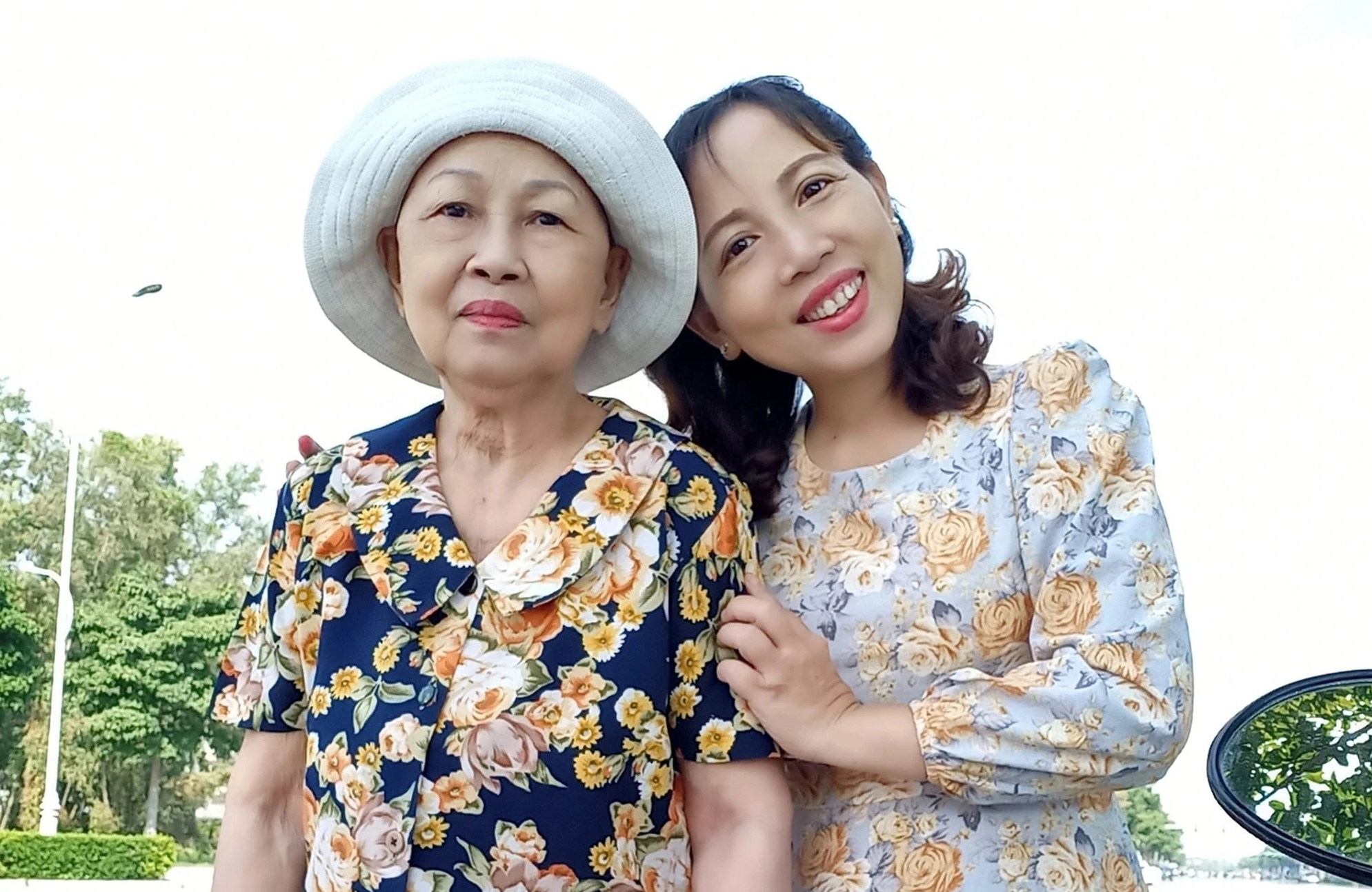 TP.HCM nghĩa tình: 2 mẹ con ung thư 'cùng về đây xây đắp yêu thương'- Ảnh 1. TP.HCM nghĩa tình: 2 mẹ con ung thư 'cùng về đây xây đắp yêu thương'- Ảnh 1.