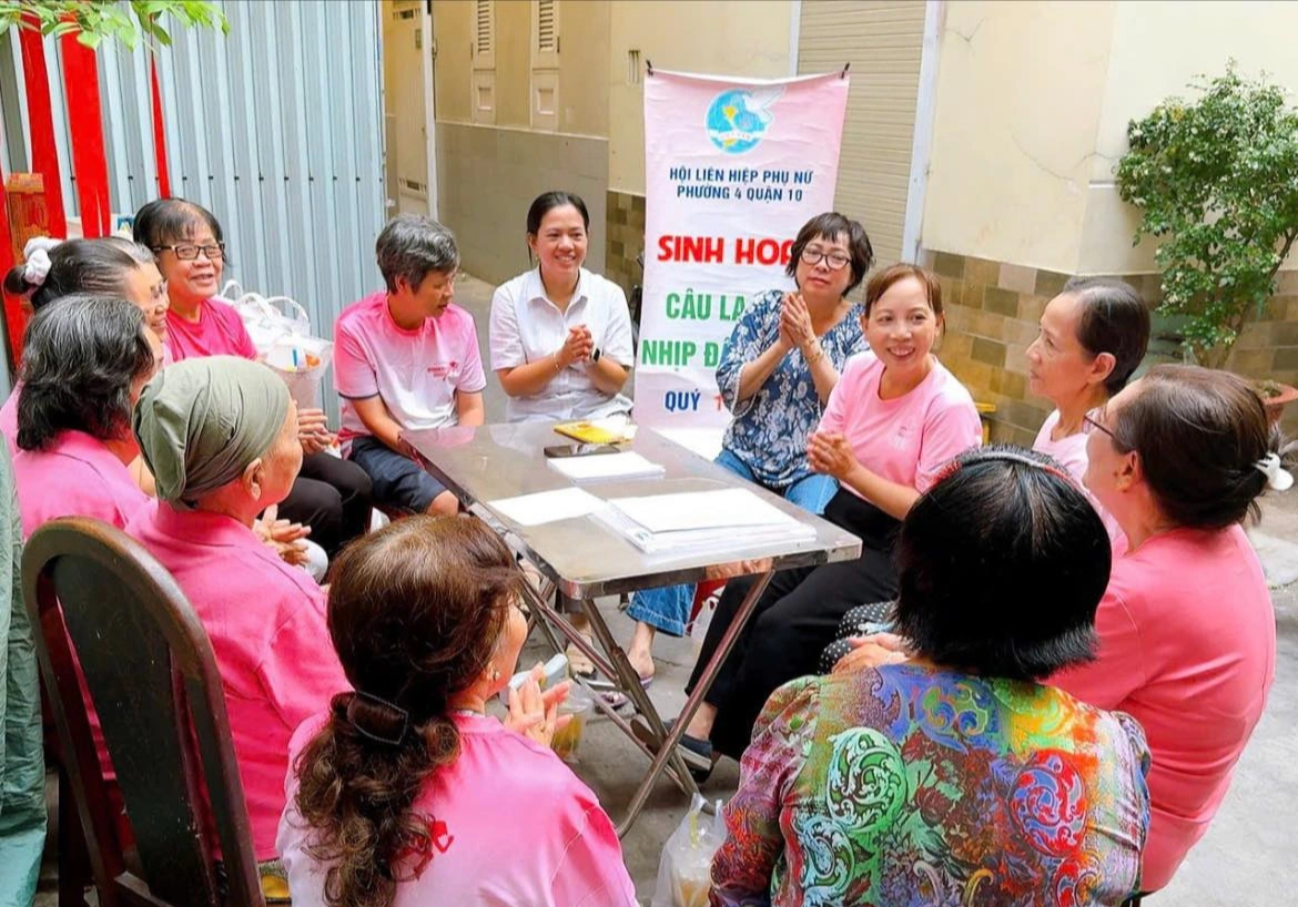 TP.HCM nghĩa tình: 2 mẹ con ung thư 'cùng về đây xây đắp yêu thương'- Ảnh 4. TP.HCM nghĩa tình: 2 mẹ con ung thư 'cùng về đây xây đắp yêu thương'- Ảnh 4.