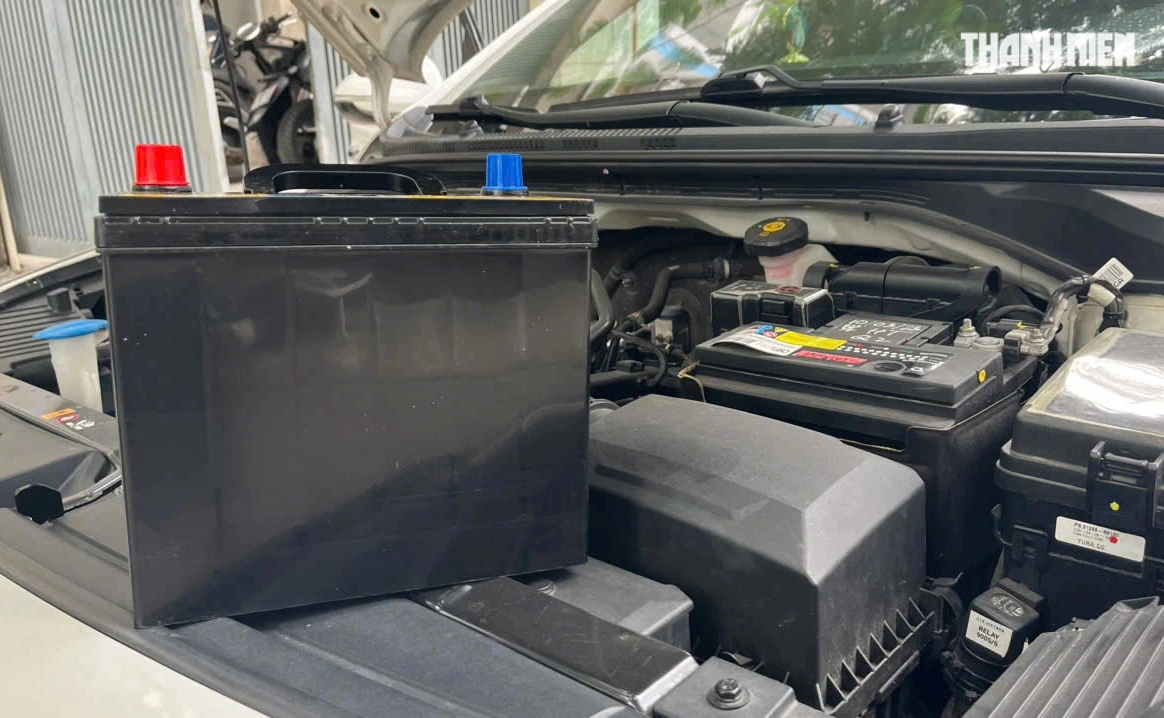 Vì sao ắc-quy ô tô thường có điện áp 12 volt?- Ảnh 1. Vì sao ắc-quy ô tô thường có điện áp 12 volt?- Ảnh 1.
