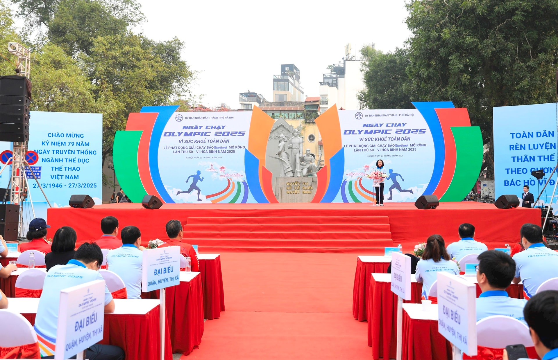 Sôi nổi ngày chạy olympic và lễ phát động giải chạy Báo Hà Nội mới- Ảnh 1.