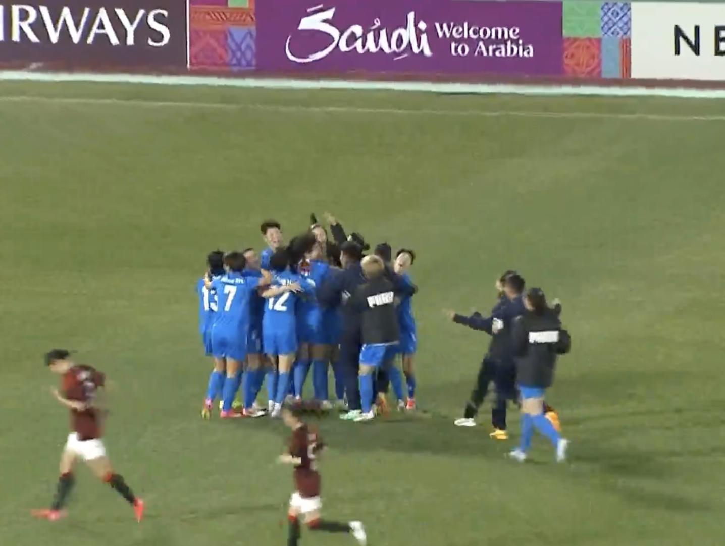 Identifikace silných soupeřek Ženského klubu Ho Či Minovo Město v semifinále Asijského poháru C1: Kdy se zápas odehraje? - Foto 3. Xác định đối thủ mạnh của CLB nữ TP.HCM tại bán kết Cúp C1 châu Á: Bao giờ đấu?- Ảnh 3.