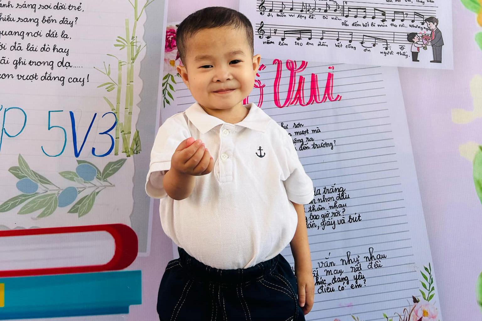 Chuyện xúc động của bé trai mắc bệnh hiếm tìm kiếm bước chân đầu đời - Ảnh 1. Chuyện xúc động của bé trai mắc bệnh hiếm tìm kiếm bước chân đầu đời - Ảnh 1.