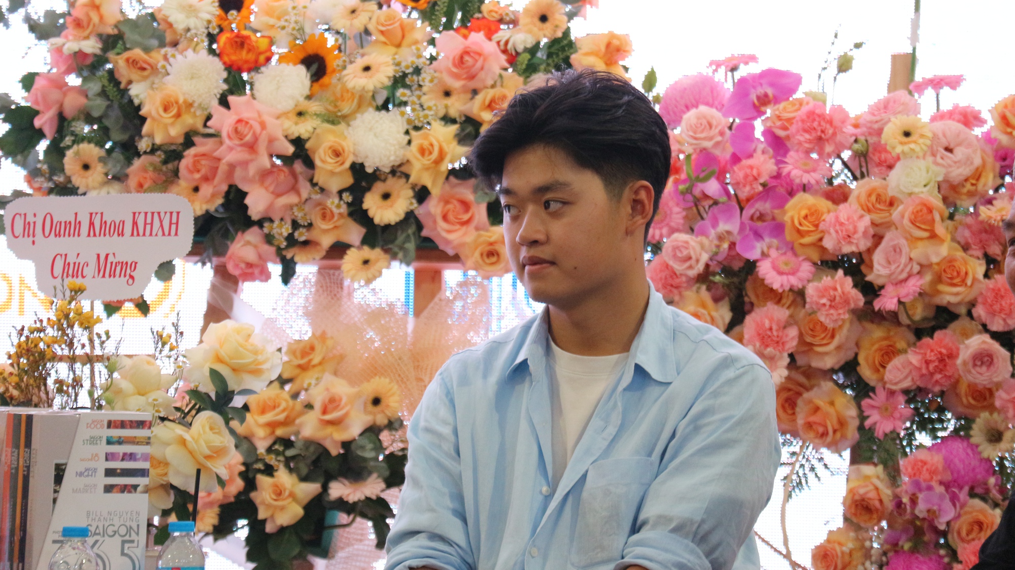 Nam sinh lớp 12 và triển lãm ảnh về TP.HCM: Góc nhìn trẻ trung của tuổi 18 - Ảnh 4. Nam sinh lớp 12 và triển lãm ảnh về TP.HCM: Góc nhìn trẻ trung của tuổi 18 - Ảnh 4.