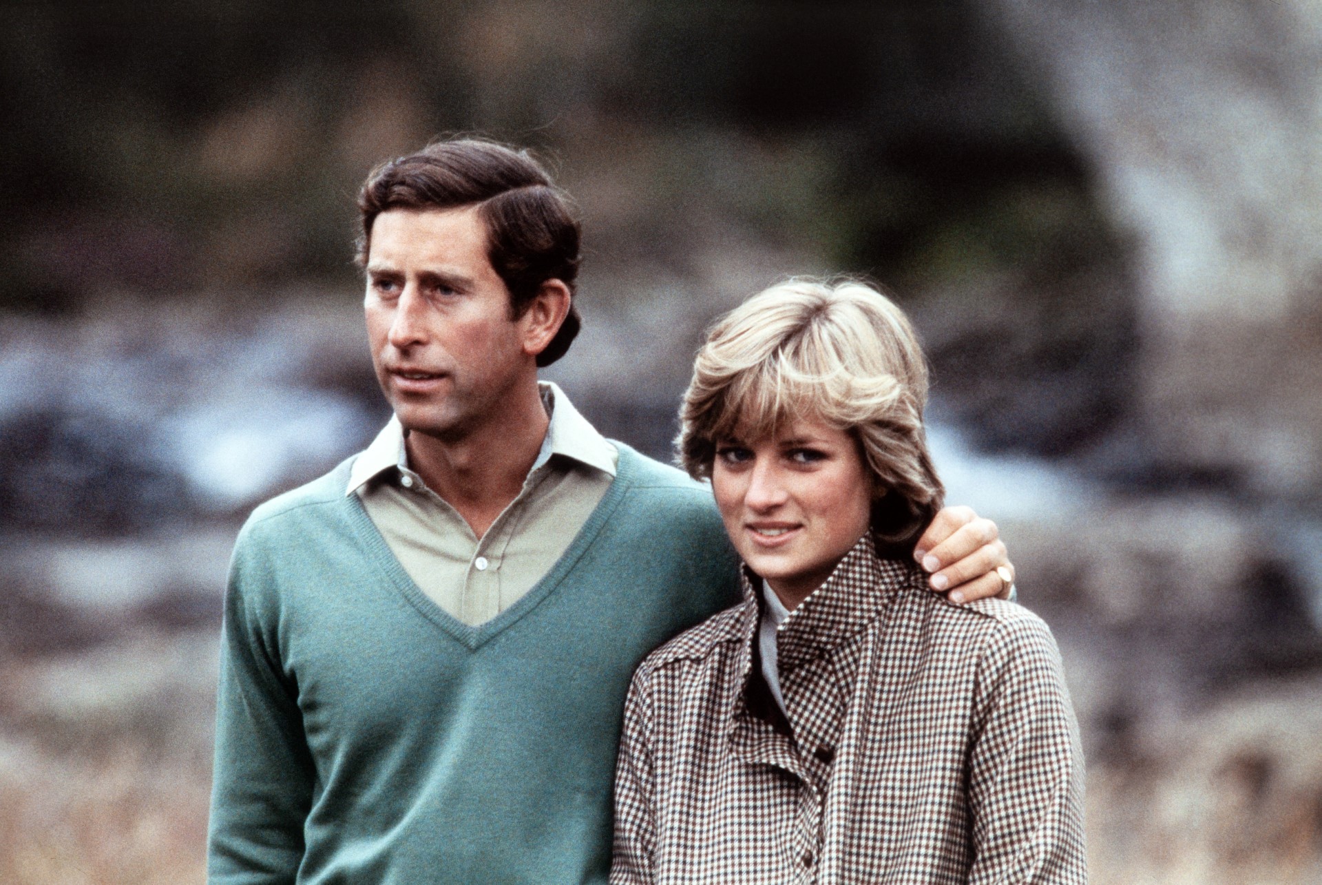 Công nương Diana viết gì trong những bức thư tình gửi Thái tử Charles?- Ảnh 1. Công nương Diana viết gì trong những bức thư tình gửi Thái tử Charles?- Ảnh 1.