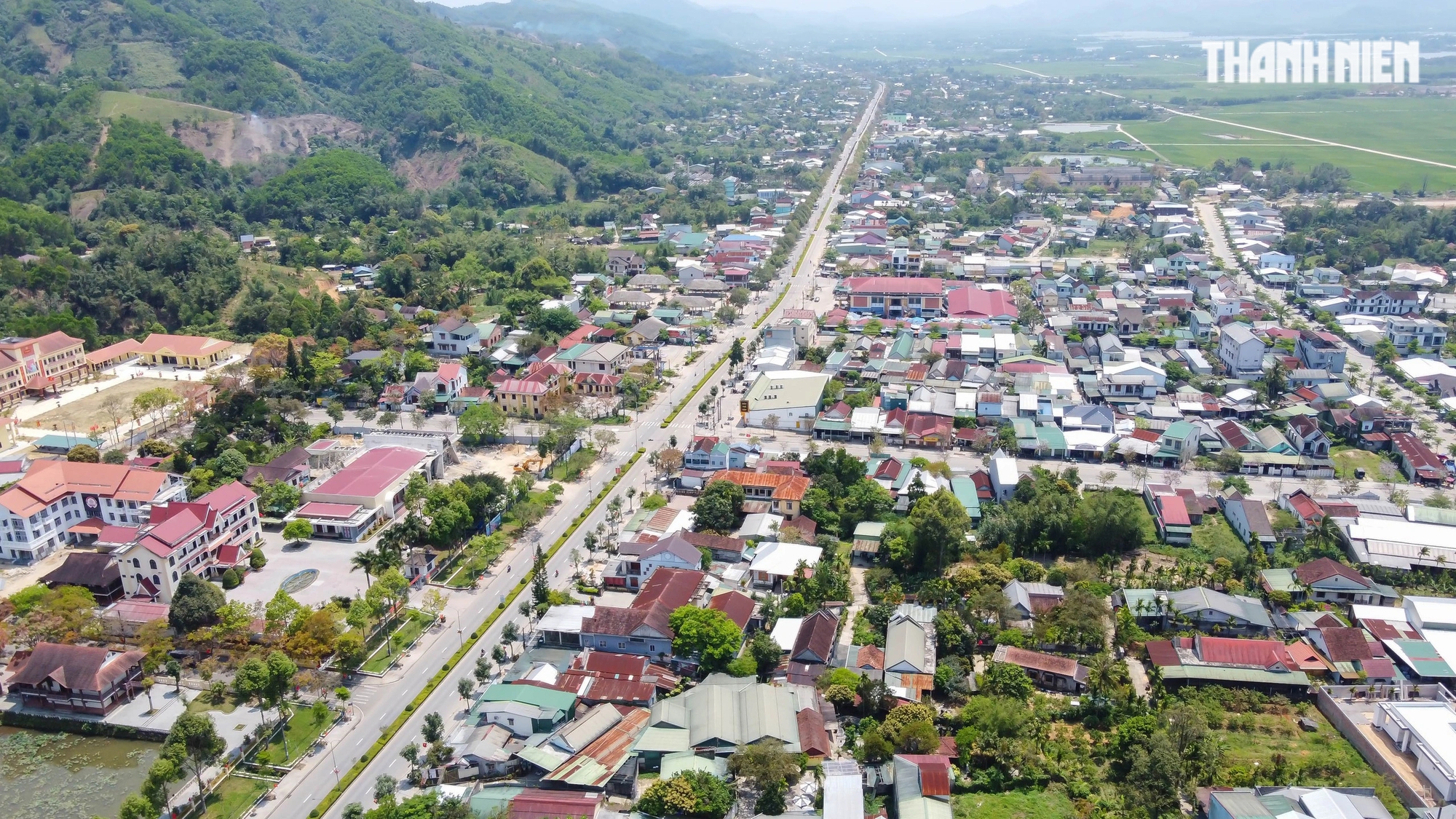 'Huế bây chừ... khoác áo mới nhưng vẫn giữ hồn xưa' - Ảnh 23.