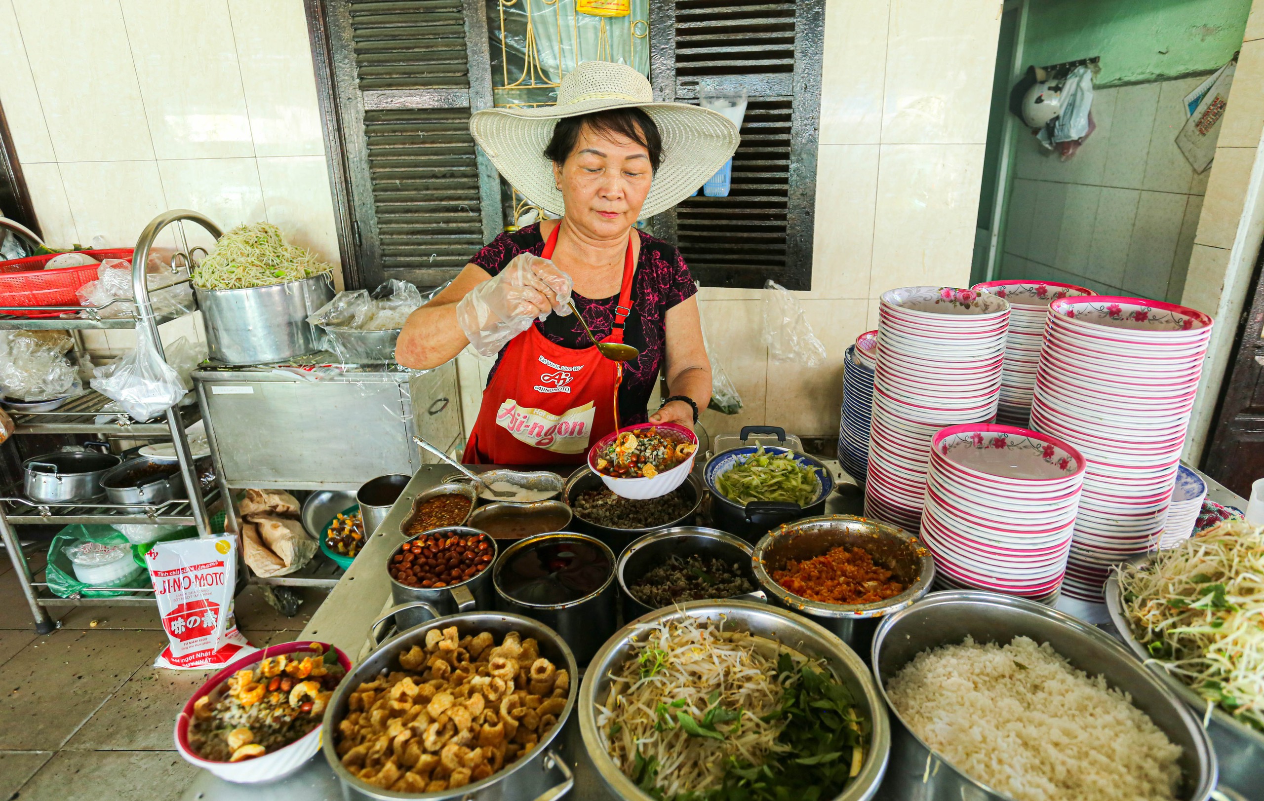 'Huế bây chừ... khoác áo mới nhưng vẫn giữ hồn xưa' - Ảnh 15.