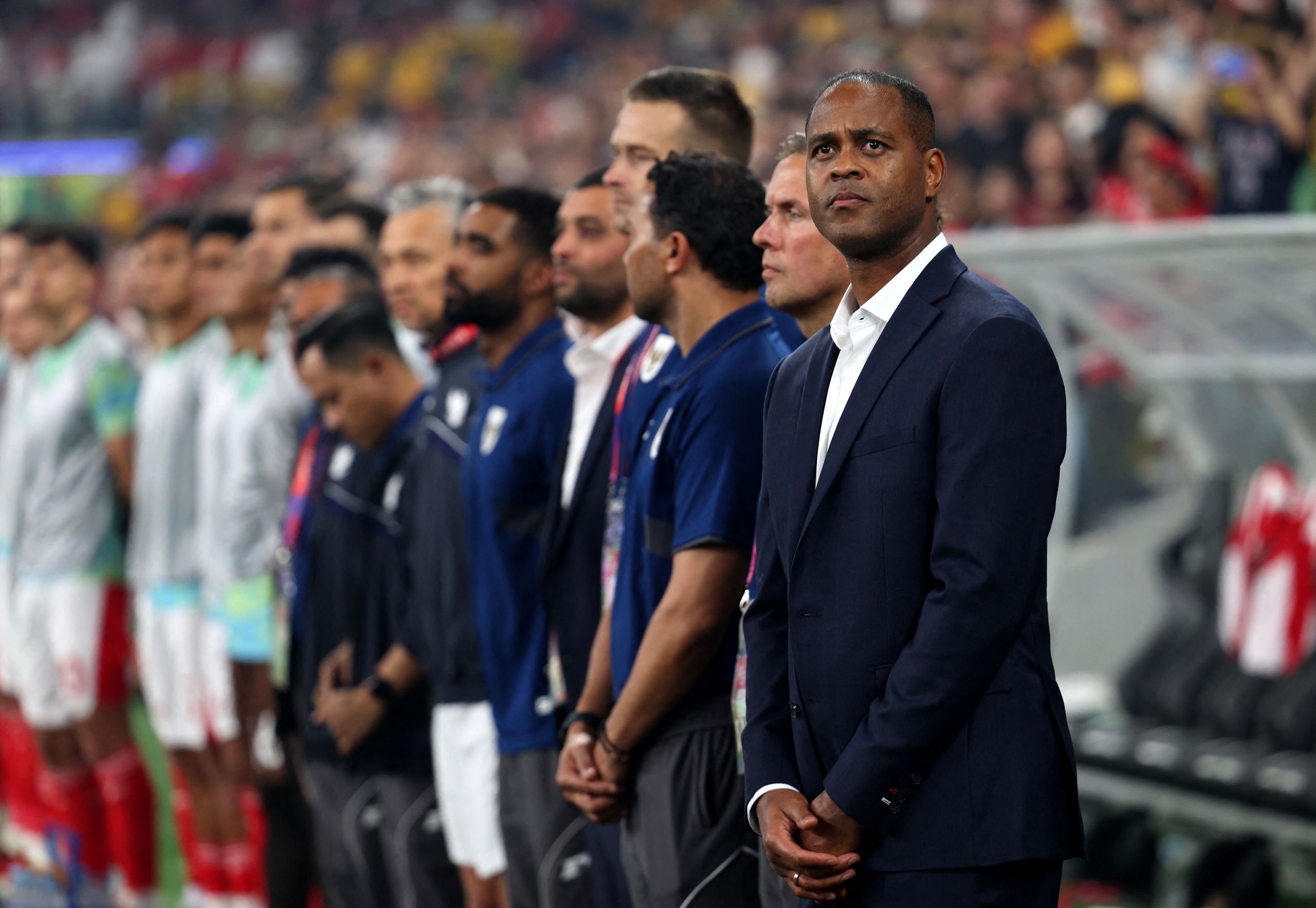 Chủ tịch PSSI lên tiếng về nội tình đội Indonesia bị chia rẽ: HLV Kluivert lâm nguy- Ảnh 1. Chủ tịch PSSI lên tiếng về nội tình đội Indonesia bị chia rẽ: HLV Kluivert lâm nguy- Ảnh 1.