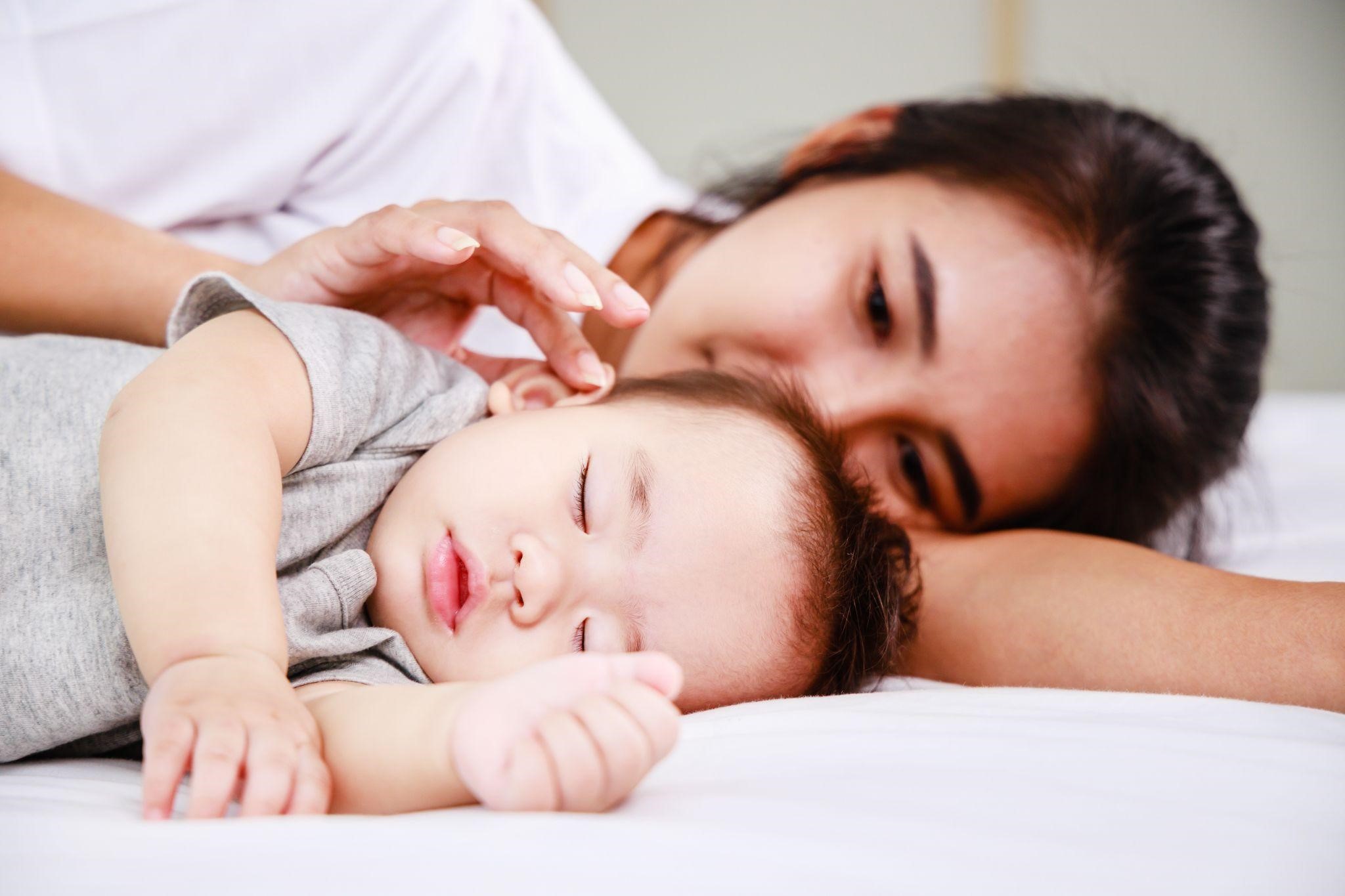 Tiêm vắc-xin 6 trong 1 đủ liều, đúng lịch: Chìa khóa bảo vệ con yêu- Ảnh 4. Tiêm vắc-xin 6 trong 1 đủ liều, đúng lịch: Chìa khóa bảo vệ con yêu- Ảnh 4.