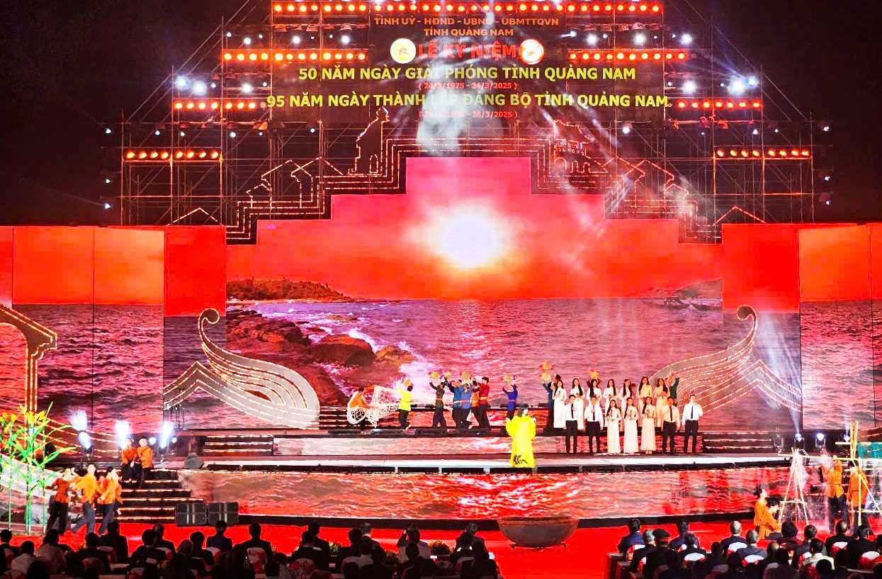 'Quảng Nam trung dũng kiên cường, luôn là biểu tượng sáng ngời của lòng yêu nước' - Ảnh 6.