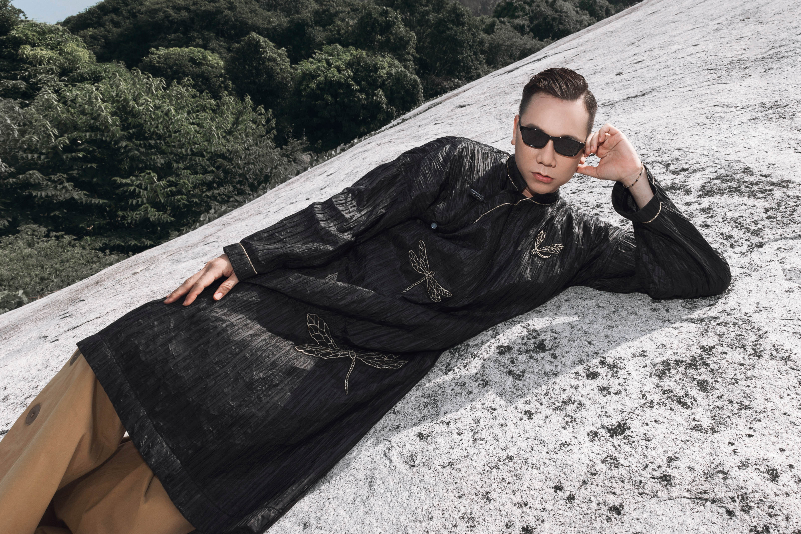 'Áo dài về trên quê hương', nhiếp ảnh gia đưa áo dài vào cuộc sống - Ảnh 3.