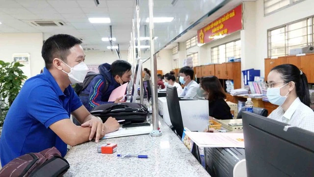 Tiền lương, phụ cấp của cán bộ có được bảo lưu sau sắp xếp? - Ảnh 1. Tiền lương, phụ cấp của cán bộ có được bảo lưu sau sắp xếp? - Ảnh 1.