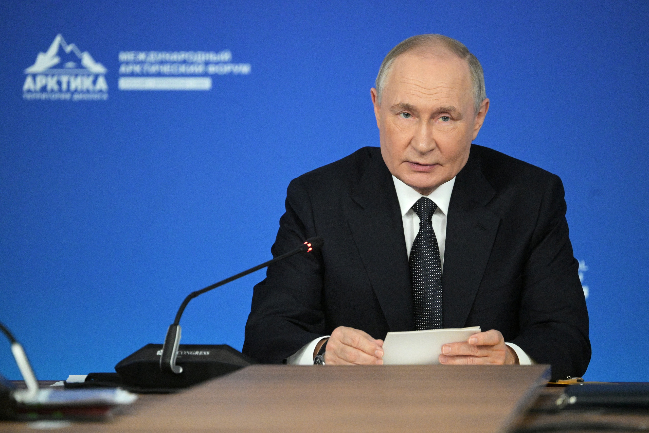 Ông Putin đề nghị Liên Hiệp Quốc tạm thời quản lý Ukraine - Ảnh 1.