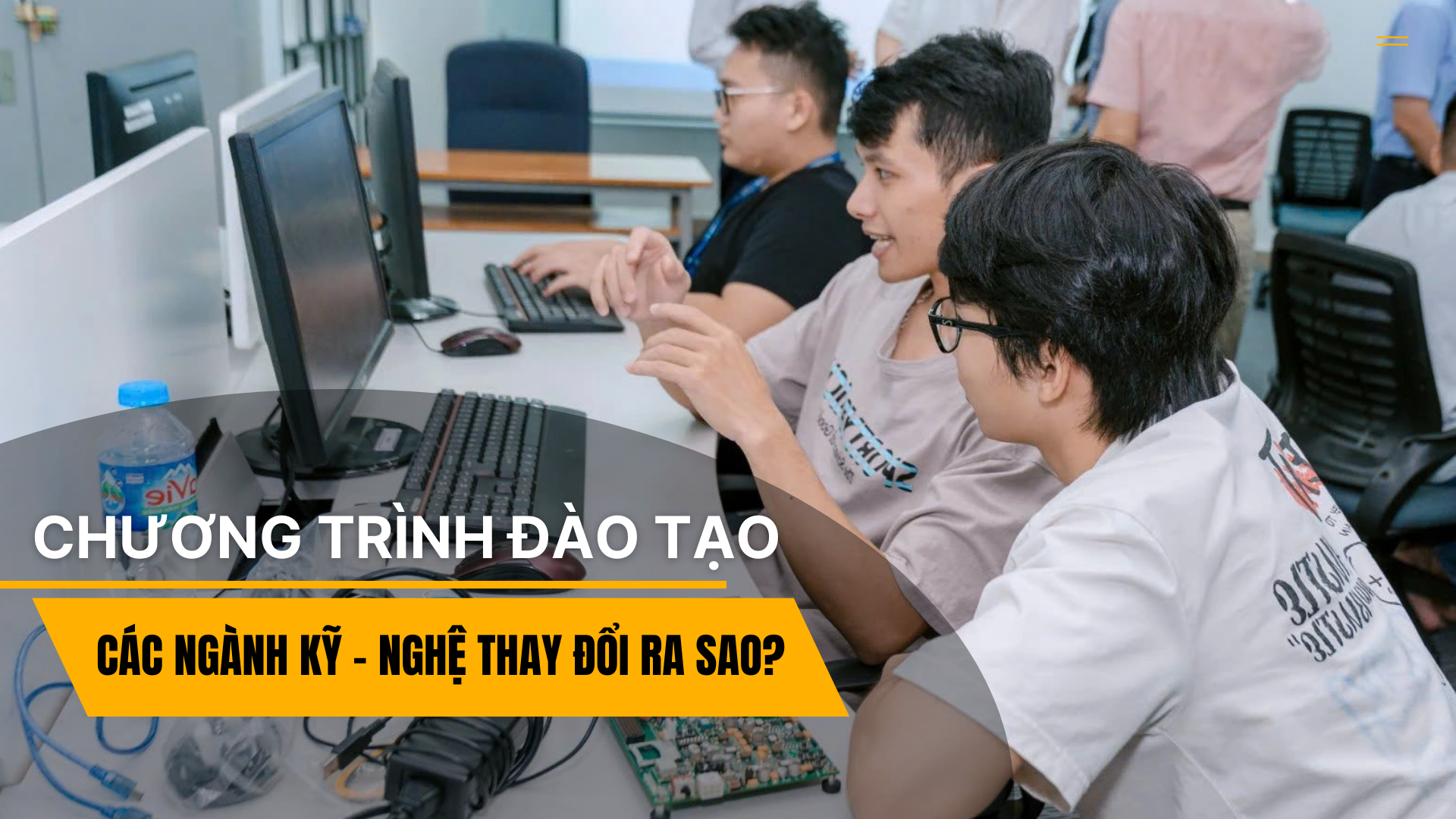 Chương trình đào tạo các ngành kỹ thuật - công nghệ thay đổi ra sao khi công nghệ phát triển?- Ảnh 1.