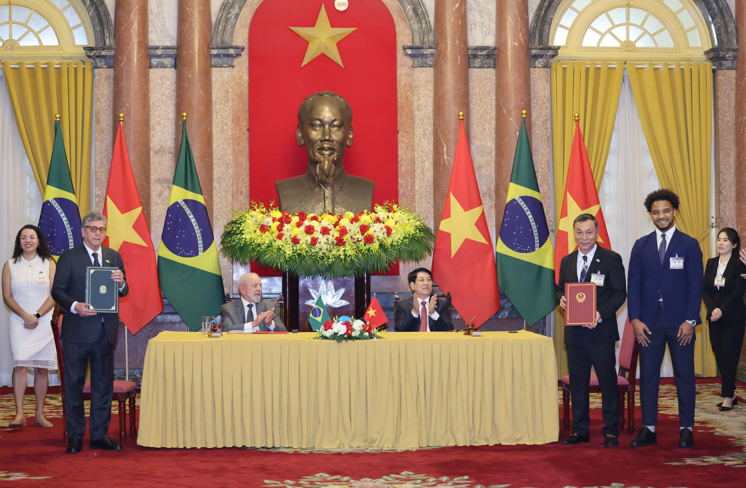 Tổng thống Brazil nhắc đến Xuân Son, minh chứng cho sự hợp tác giữa hai nước - Ảnh 1.