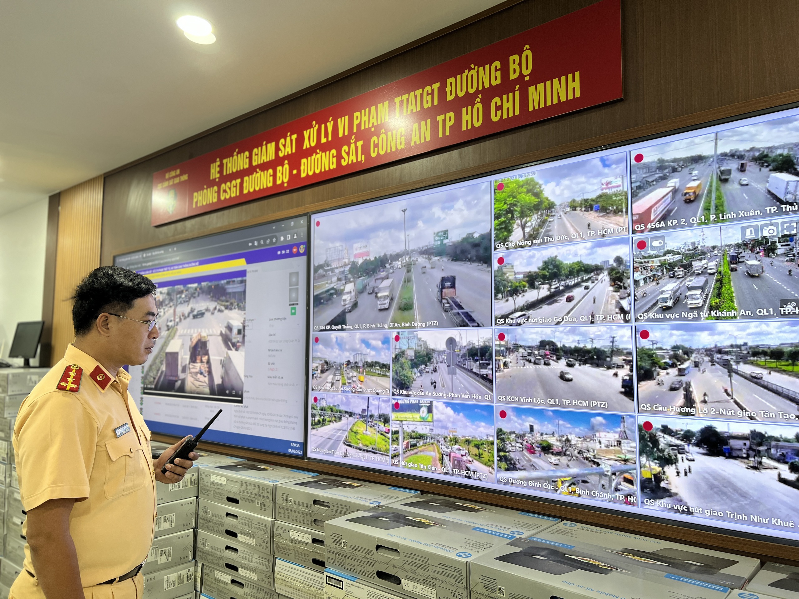 Những lỗi CSGT phạt nguội thường gặp mà nhiều tài xế không ngờ đến- Ảnh 3. Những lỗi CSGT phạt nguội thường gặp mà nhiều tài xế không ngờ đến- Ảnh 3.