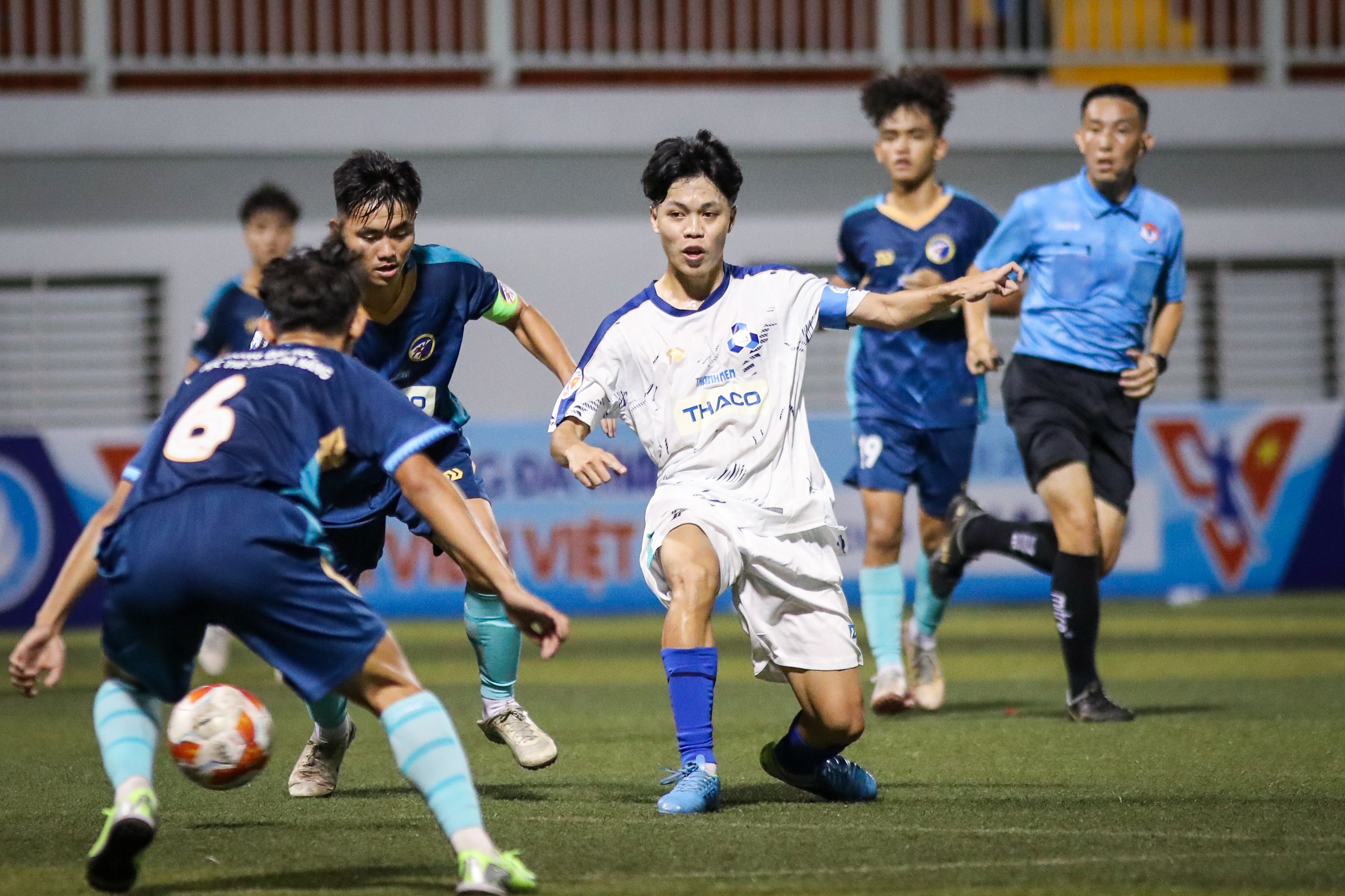 Lịch thi đấu vòng chung kết TNSV THACO cup 2025 hấp dẫn: Xem ở đâu, giờ nào?- Ảnh 6.