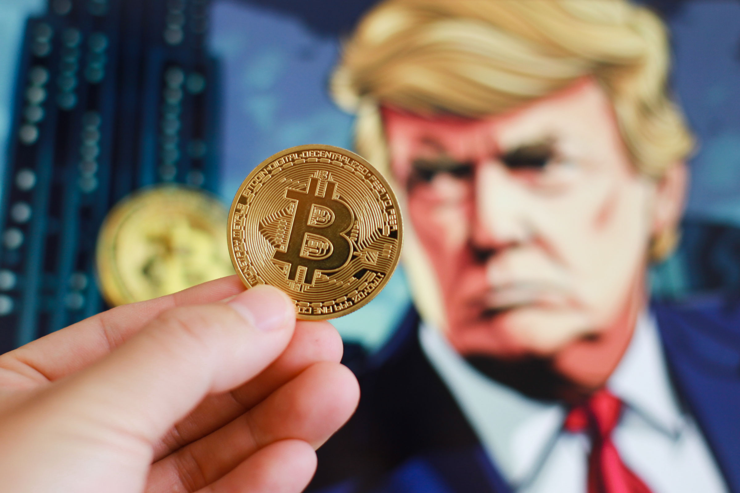 Dân chơi Bitcoin tranh cãi nảy lửa về quỹ dự trữ tiền số của ông Trump - Ảnh 1. Dân chơi Bitcoin tranh cãi nảy lửa về quỹ dự trữ tiền số của ông Trump - Ảnh 1.