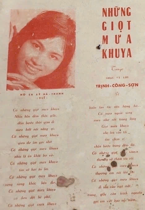 Touching images of singer Khánh Ly visiting the old home of musician Trịnh Công Sơn - Photo 10. Xúc động hình ảnh ca sĩ Khánh Ly thăm nhà xưa của nhạc sĩ Trịnh Công Sơn- Ảnh 10.