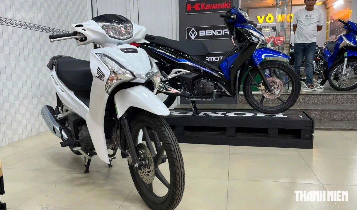 Honda Wave 125i từ Thái Lan, Malaysia ồ ạt tràn về… Future 125 rục rịch thay đổi? - Ảnh 1.