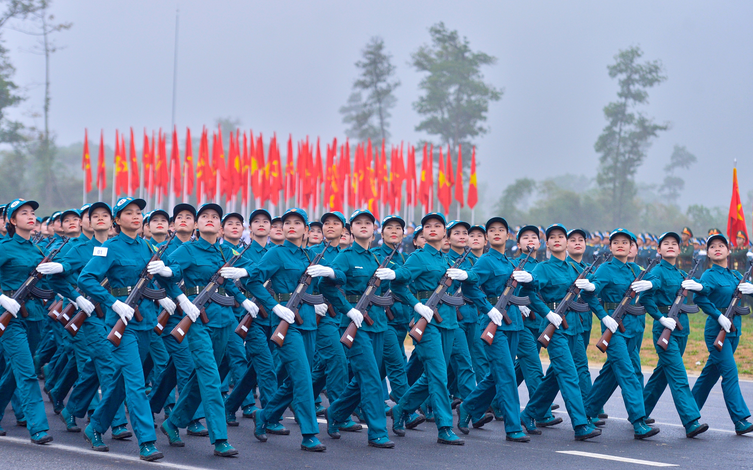 Hàng nghìn chiến sĩ hợp luyện diễu binh, diễu hành kỷ niệm 50 năm Ngày giải phóng miền Nam- Ảnh 14.