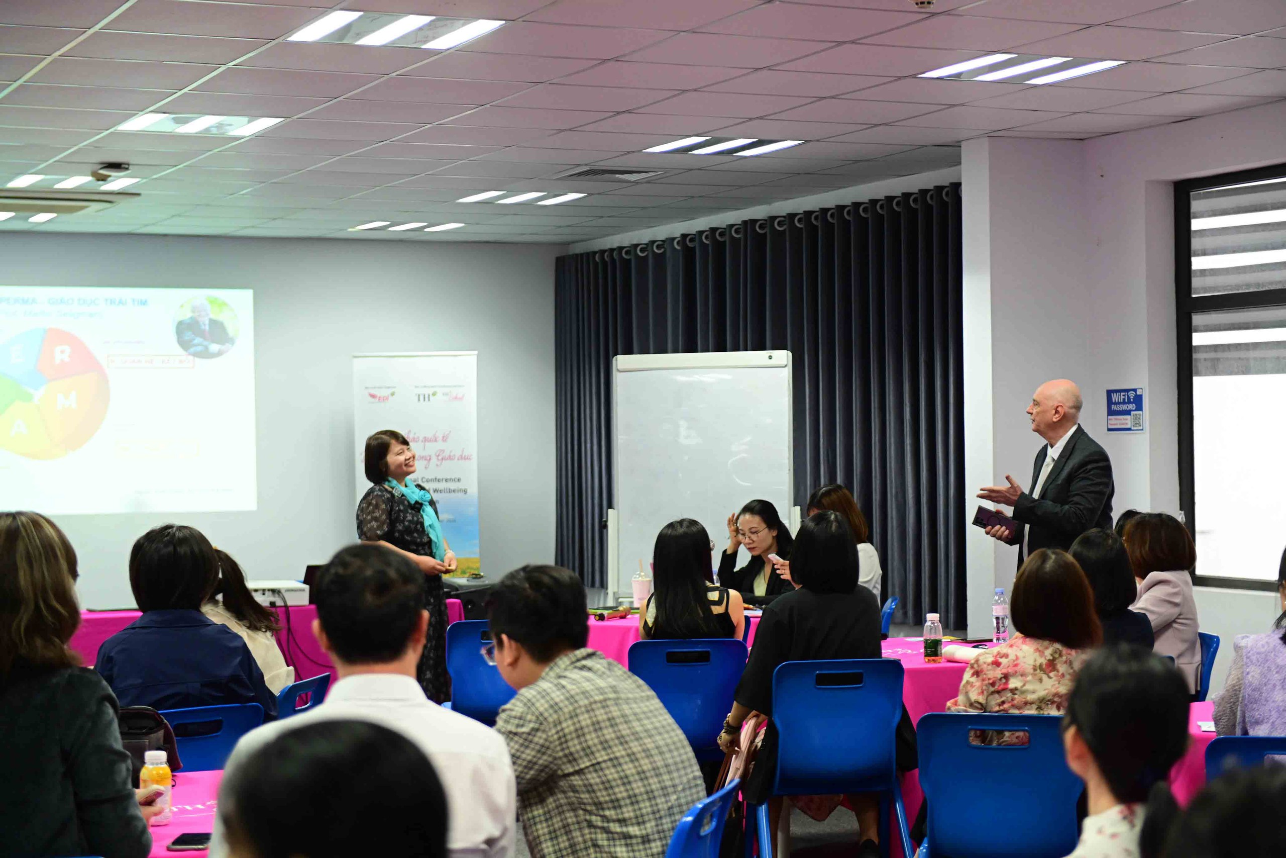 PGS Ngô Tuyết Mai: Giáo dục cả trái tim- Ảnh 6. PGS Ngô Tuyết Mai: Giáo dục cả trái tim- Ảnh 6.