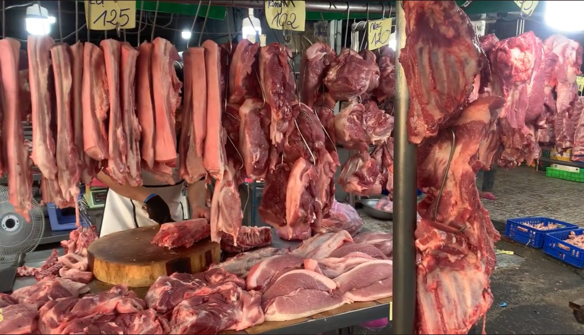 Giá heo hơi hôm nay 5.3.2025: Tiếp tục tăng- Ảnh 1. Giá heo hơi hôm nay 5.3.2025: Tiếp tục tăng- Ảnh 1.