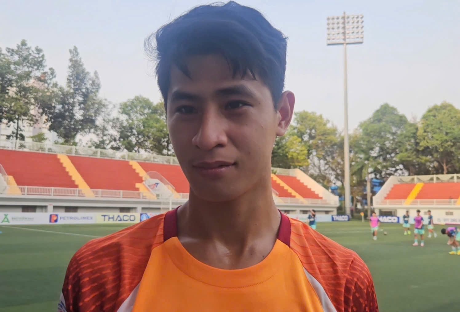 Thatsa Xaiyasone, ngoại binh Trường ĐH VH-TT-DL Thanh Hóa: Mơ vô địch để đấu đội Trường ĐH Lào- Ảnh 2. Thatsa Xaiyasone, ngoại binh Trường ĐH VH-TT-DL Thanh Hóa: Mơ vô địch để đấu đội Trường ĐH Lào- Ảnh 2.
