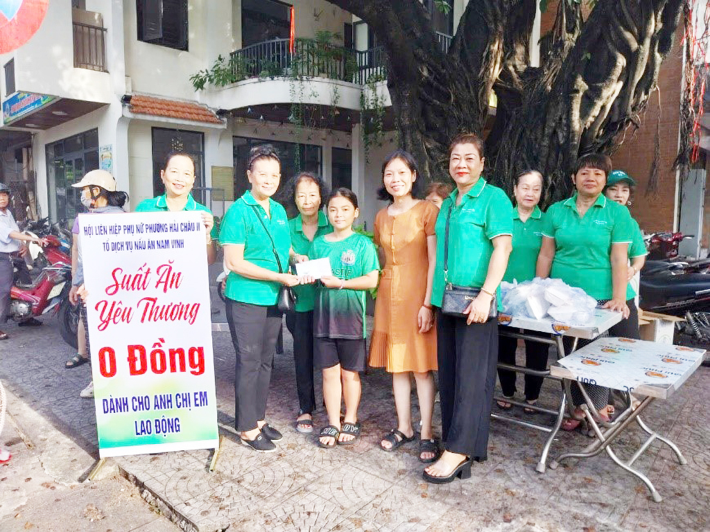' Nữ đặc nhiệm ' phạm Thị Hồng: Sứ mệnh bảo vệ an ninh Đà Nẵng - Ảnh 6. ' Nữ đặc nhiệm ' phạm Thị Hồng: Sứ mệnh bảo vệ an ninh Đà Nẵng - Ảnh 6.
