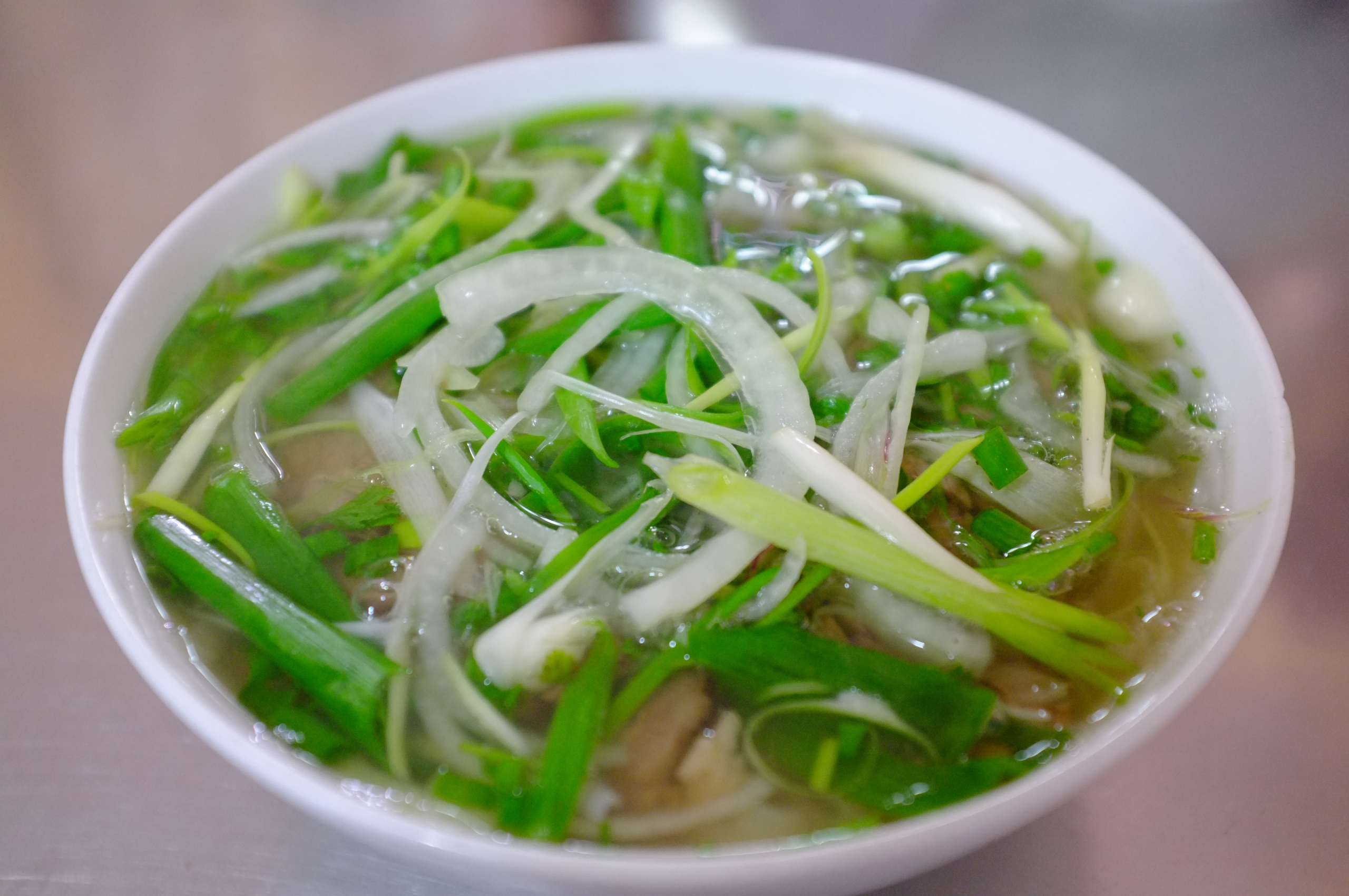 3 restaurace s hovězí nudlovou polévkou v severském stylu v Ho Či Minově Městě - Foto 2. 3 quán phở bò chuẩn vị Bắc ở TP.HCM- Ảnh 2.