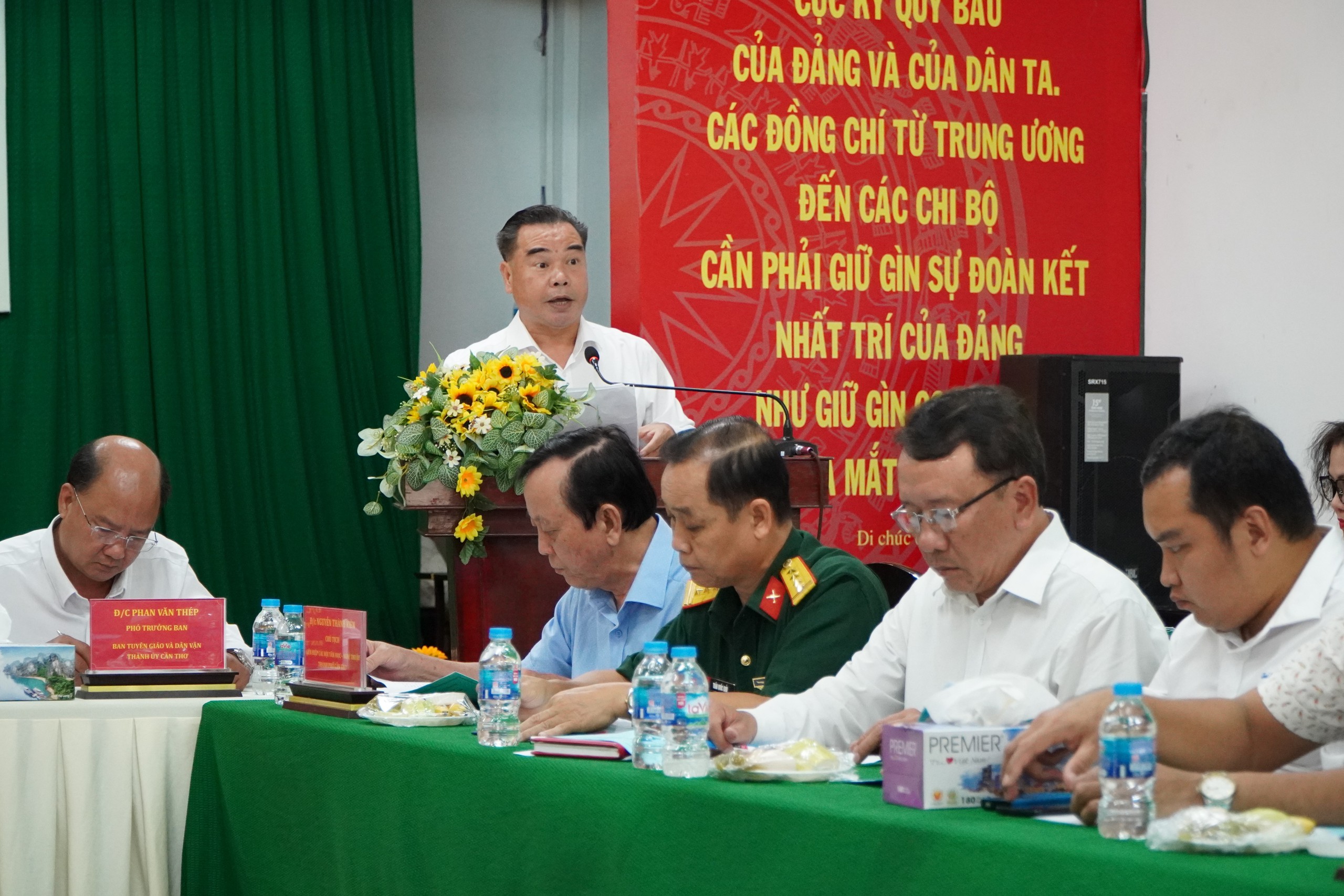 Sở VH-TT-DL TP.Cần Thơ tiếp nhận chức năng quản lý về báo chí, xuất bản - Ảnh 1.
