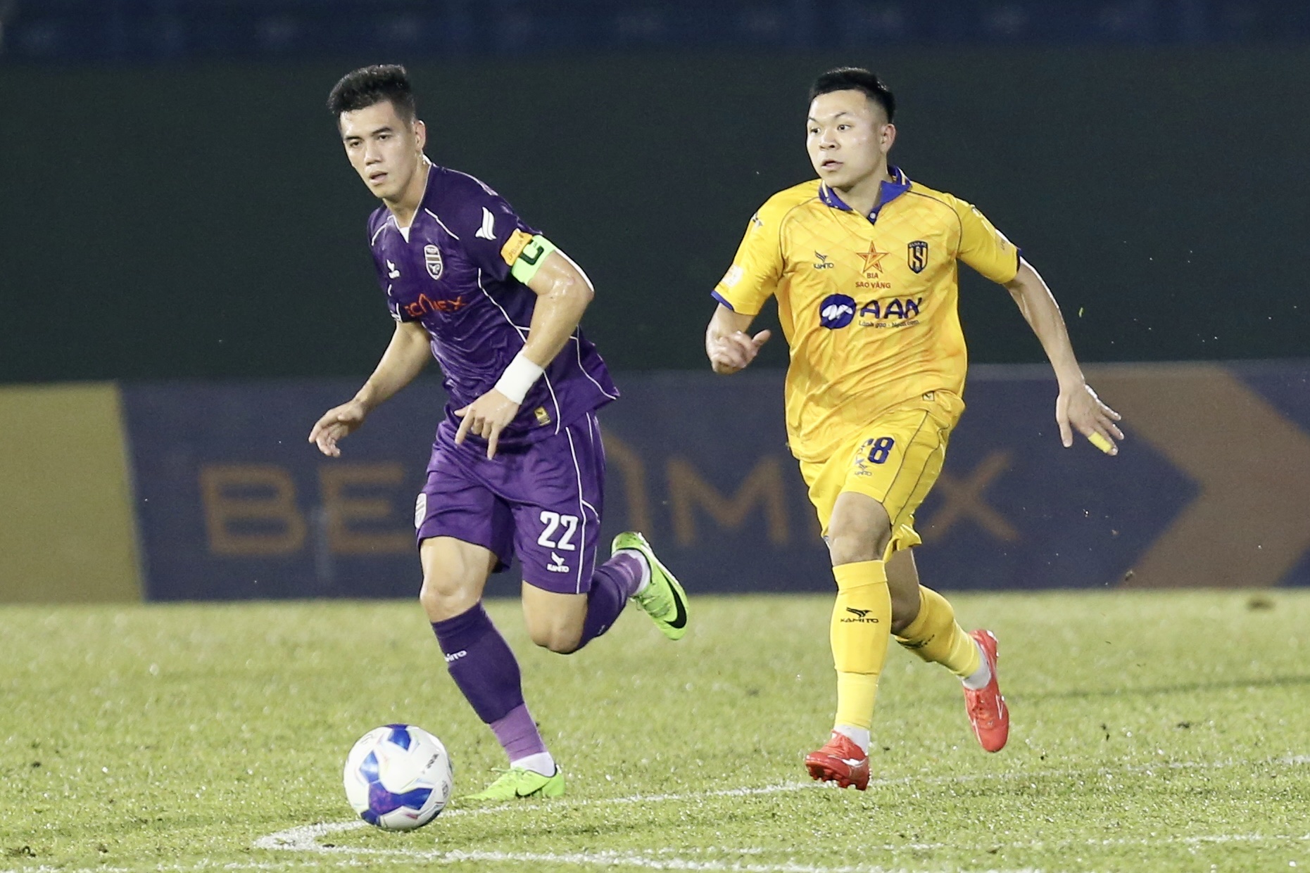 Lịch thi đấu V-League hôm nay: HLV Polking đụng ‘đá tảng’, Tiến Linh đưa Bình Dương vào tốp 3?- Ảnh 1.