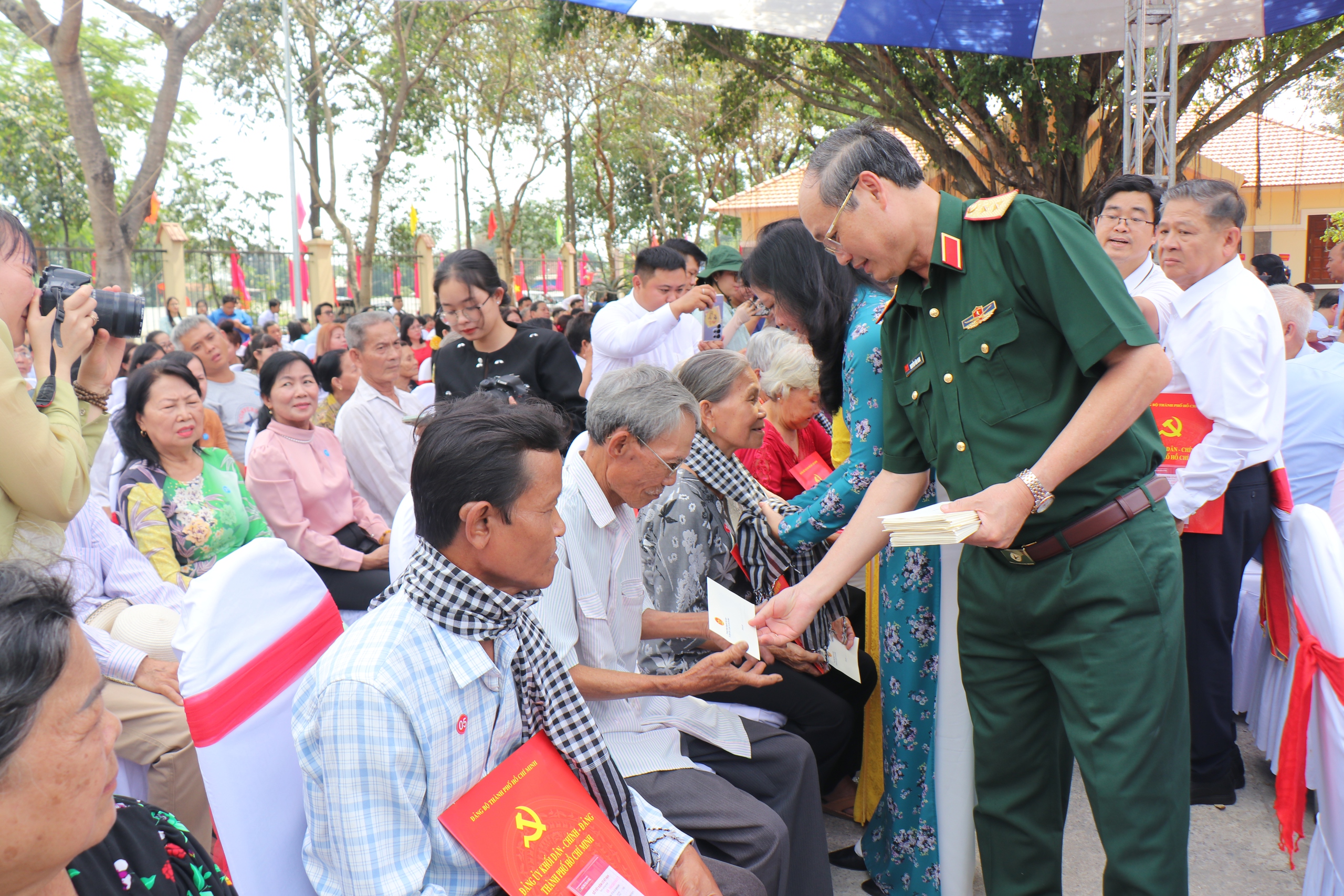 TP.HCM: Khánh thành nhà trưng bày về dân công hỏa tuyến Vĩnh Lộc- Ảnh 4.