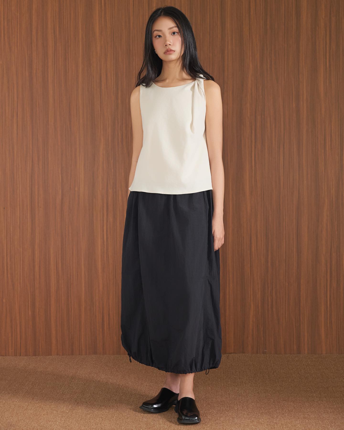 Tips for dressing simply, comfortably but with style in the sunny season - Photo 4. Mẹo mặc đẹp đơn giản, thoải mái nhưng có gu mùa nắng- Ảnh 4.