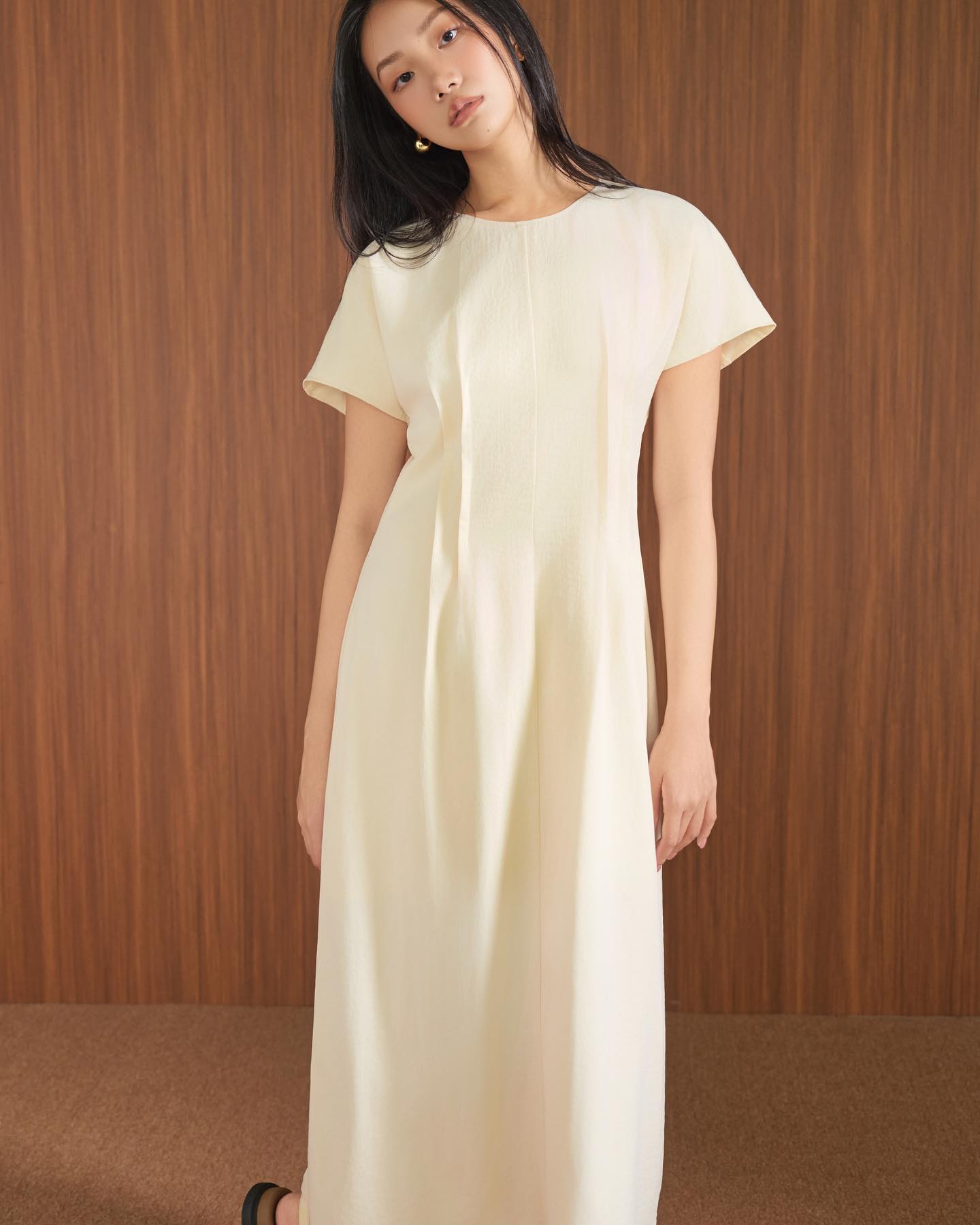 Tips for dressing simply, comfortably but with style in the sunny season - Photo 6. Mẹo mặc đẹp đơn giản, thoải mái nhưng có gu mùa nắng- Ảnh 6.