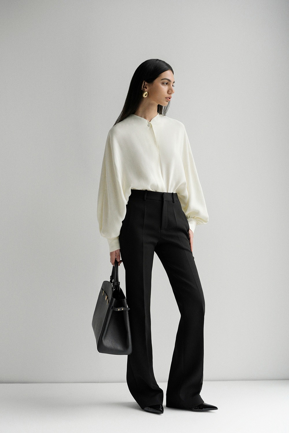 Tips for dressing simply, comfortably but with style in the sunny season - Photo 12. Mẹo mặc đẹp đơn giản, thoải mái nhưng có gu mùa nắng- Ảnh 12.