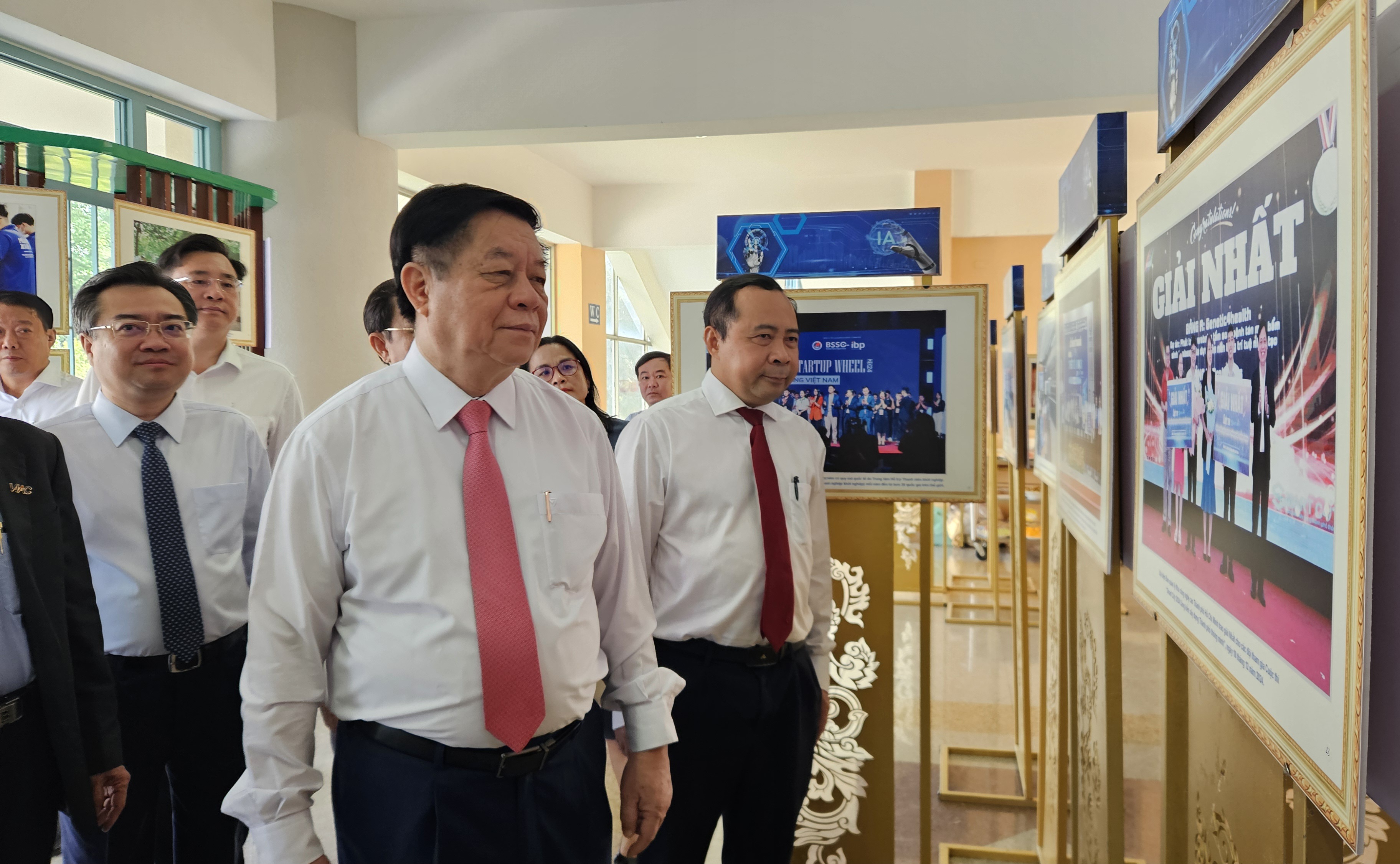 Ông Nguyễn Thanh Nghị: Năm 2025 có ý nghĩa đặc biệt quan trọng với TP.HCM- Ảnh 1. Ông Nguyễn Thanh Nghị: Năm 2025 có ý nghĩa đặc biệt quan trọng với TP.HCM- Ảnh 1.
