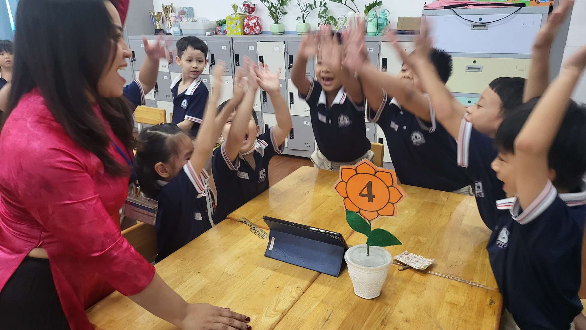 Phương án sắp xếp 1.255 trường công lập của TP.HCM khi không còn cấp quận, huyện - Ảnh 3.