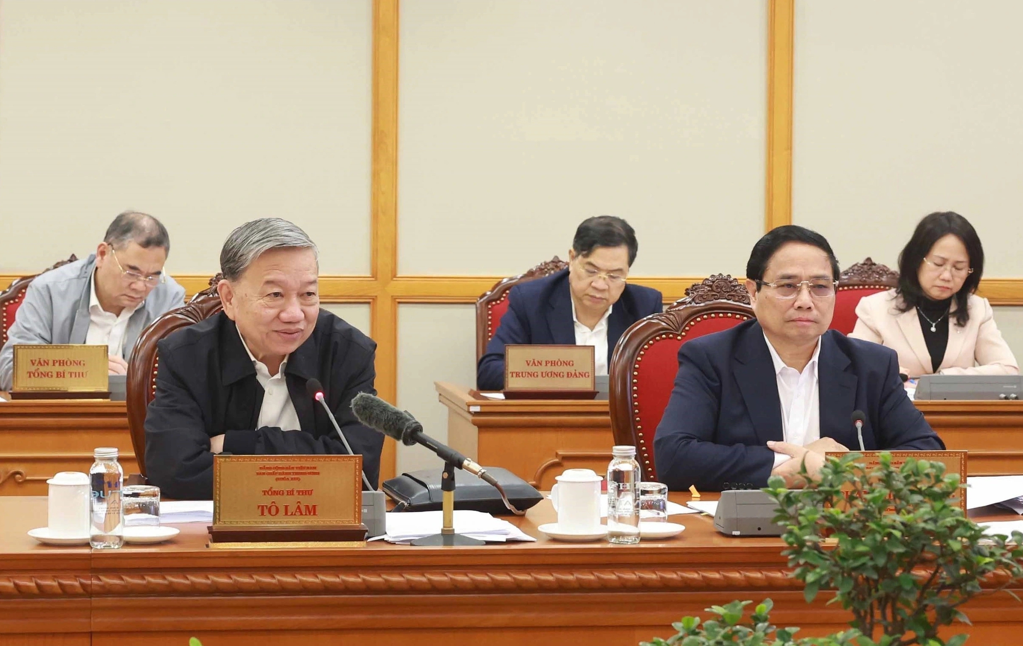 Tổng Bí thư: Đưa khoa học, công nghệ, chuyển đổi số vào sản xuất, tăng năng suất - Ảnh 1.